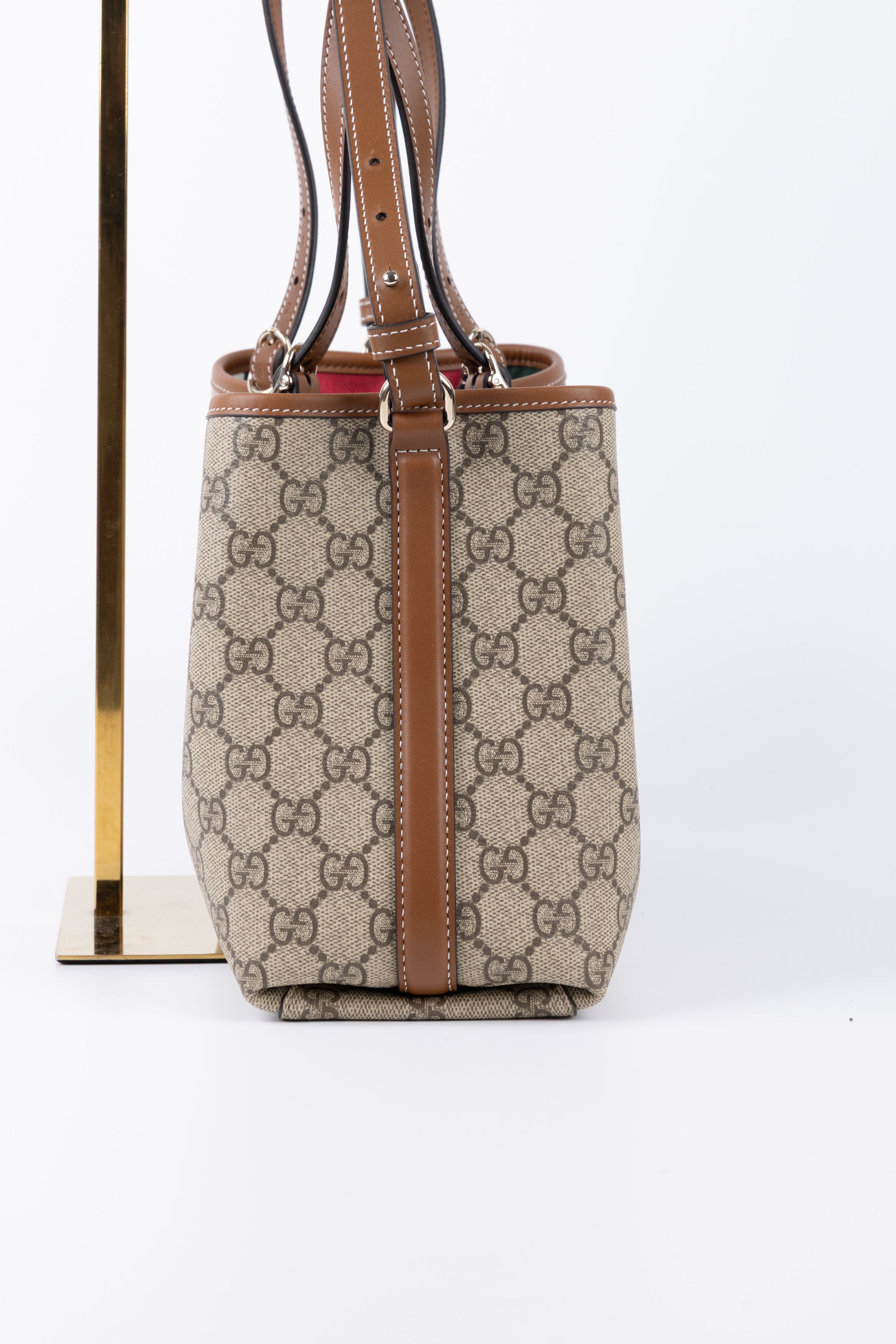 GUCCI SHOPPING EMBLEM MEDIA