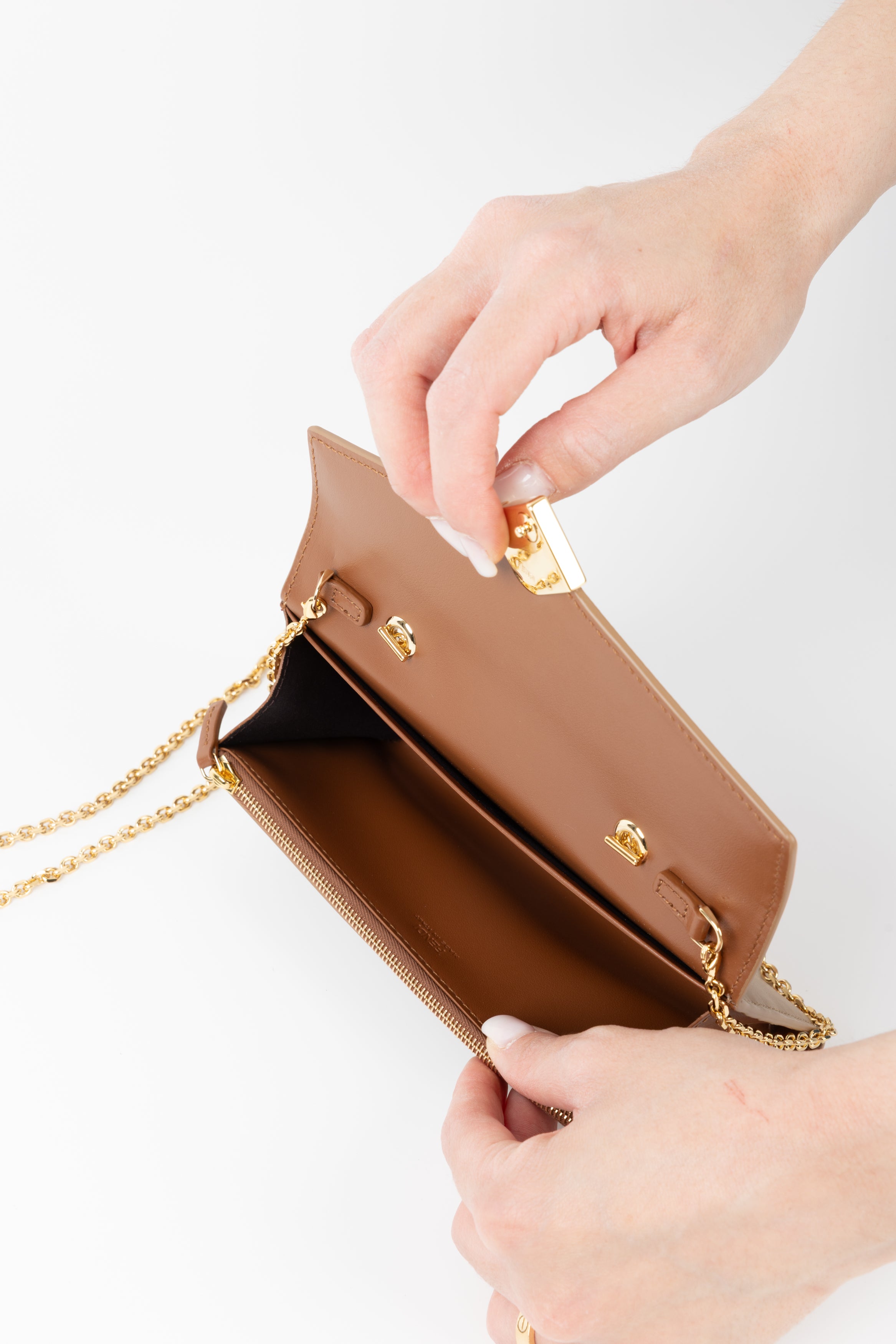 FENDI CONTINENTAL WITH CHAIN MARRONE