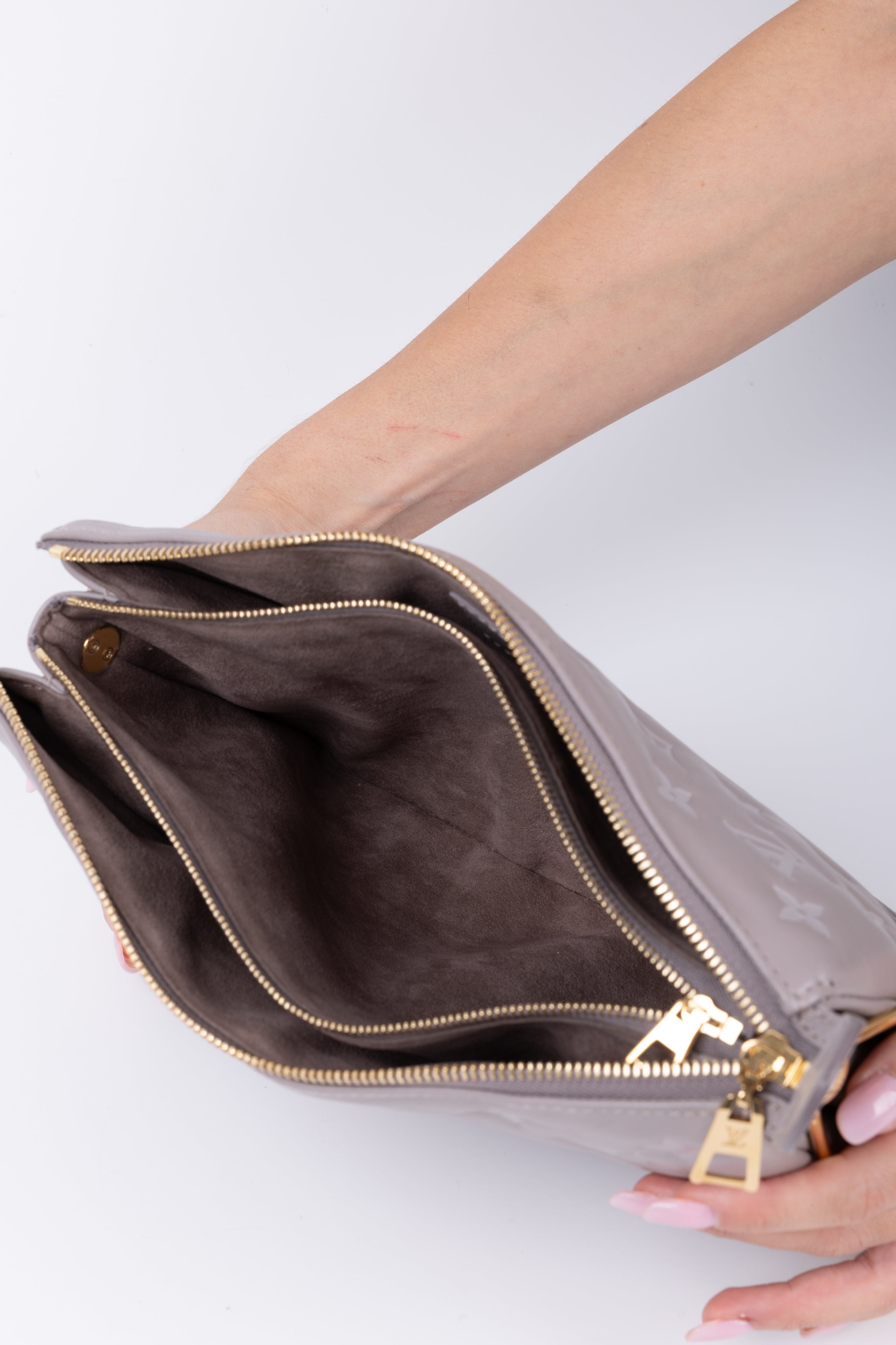 LOUIS VUITTON COUSSIN TORTORA PM