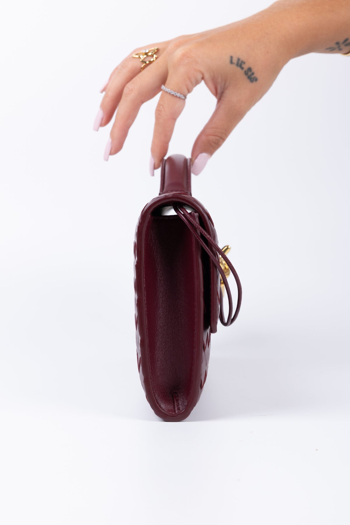 BOTTEGA VENETA ANDIAMO CLUTCH BAROLO