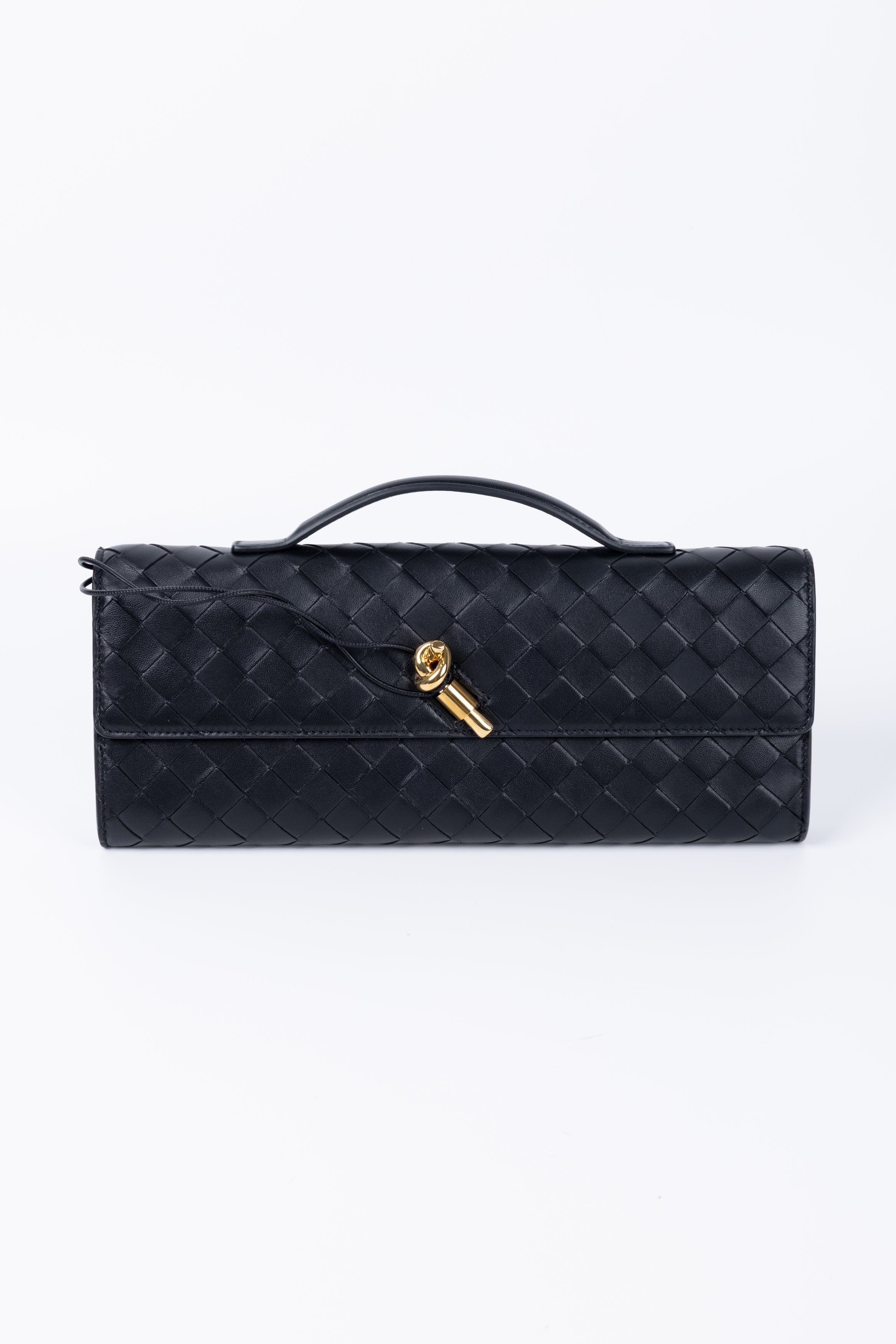 BOTTEGA VENETA ANDIAMO CLUTCH NERA