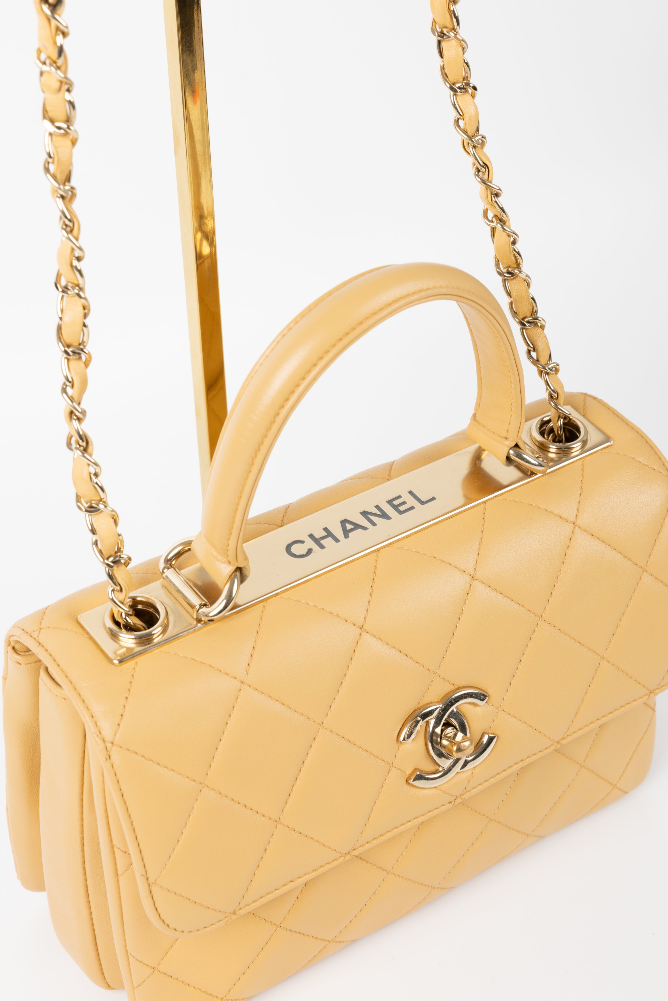 CHANEL TRENDY BISCOTTO