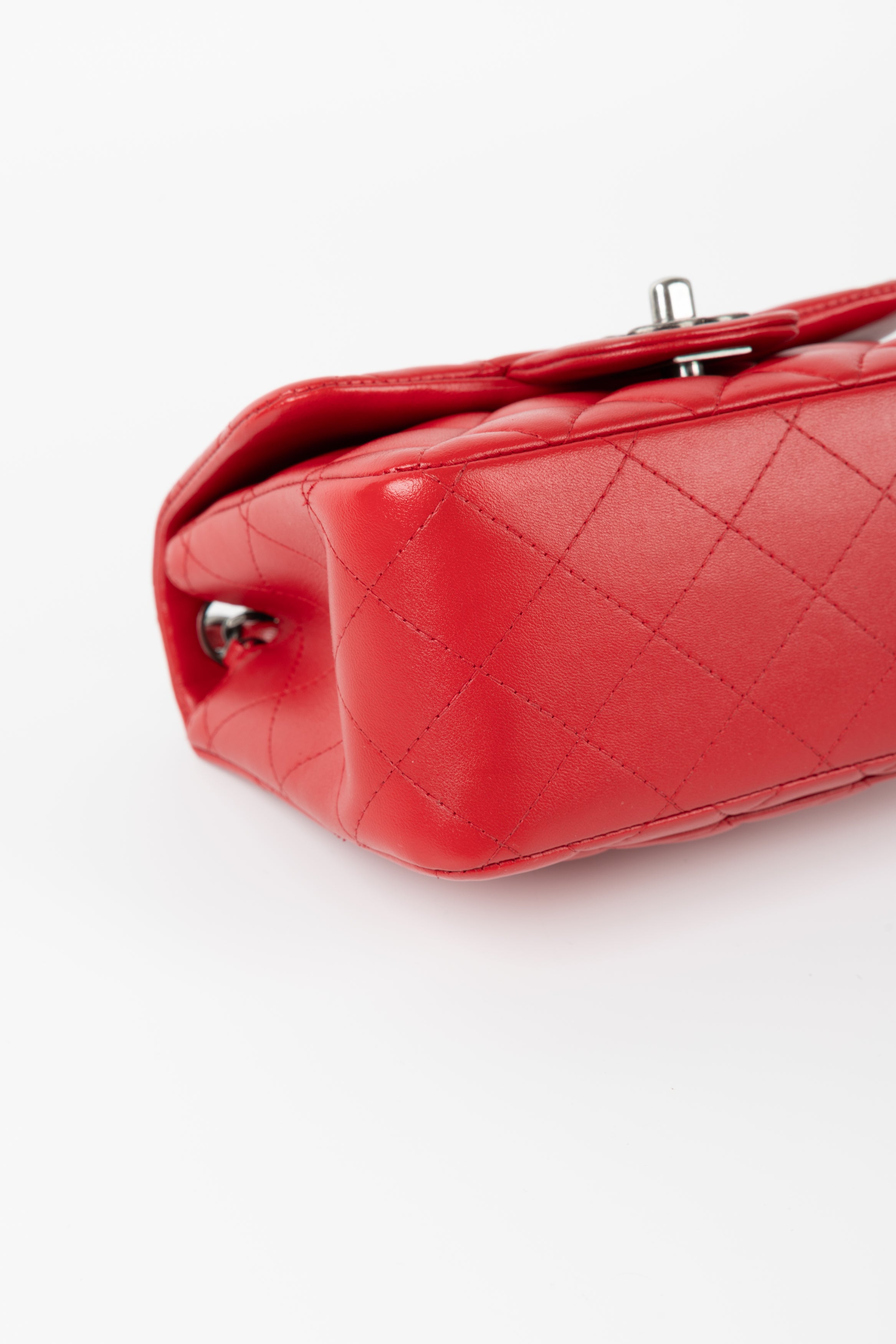 CHANEL MINI SQUARE ROSSA