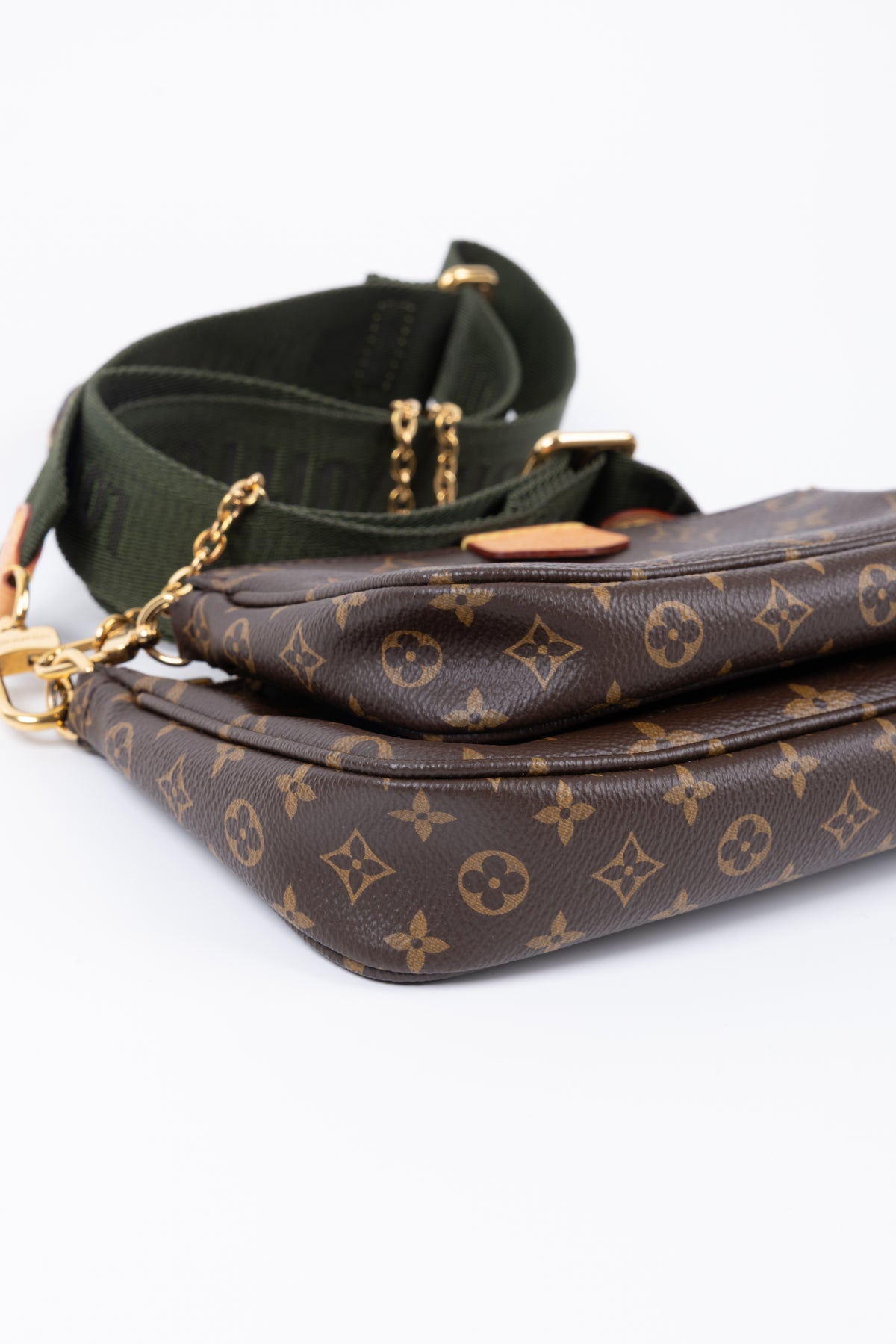 LOUIS VUITTON MULTI POCHETTE VERDE