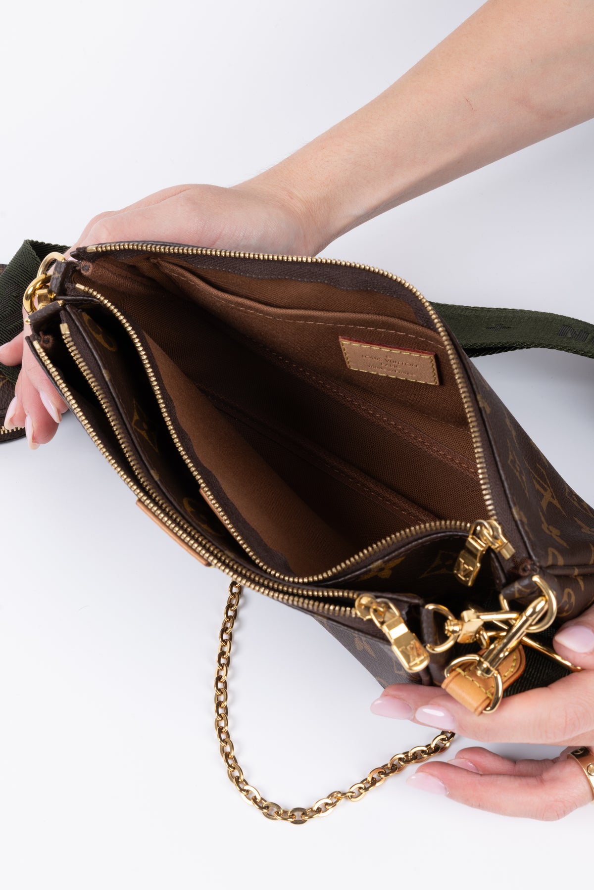 LOUIS VUITTON MULTI POCHETTE VERDE