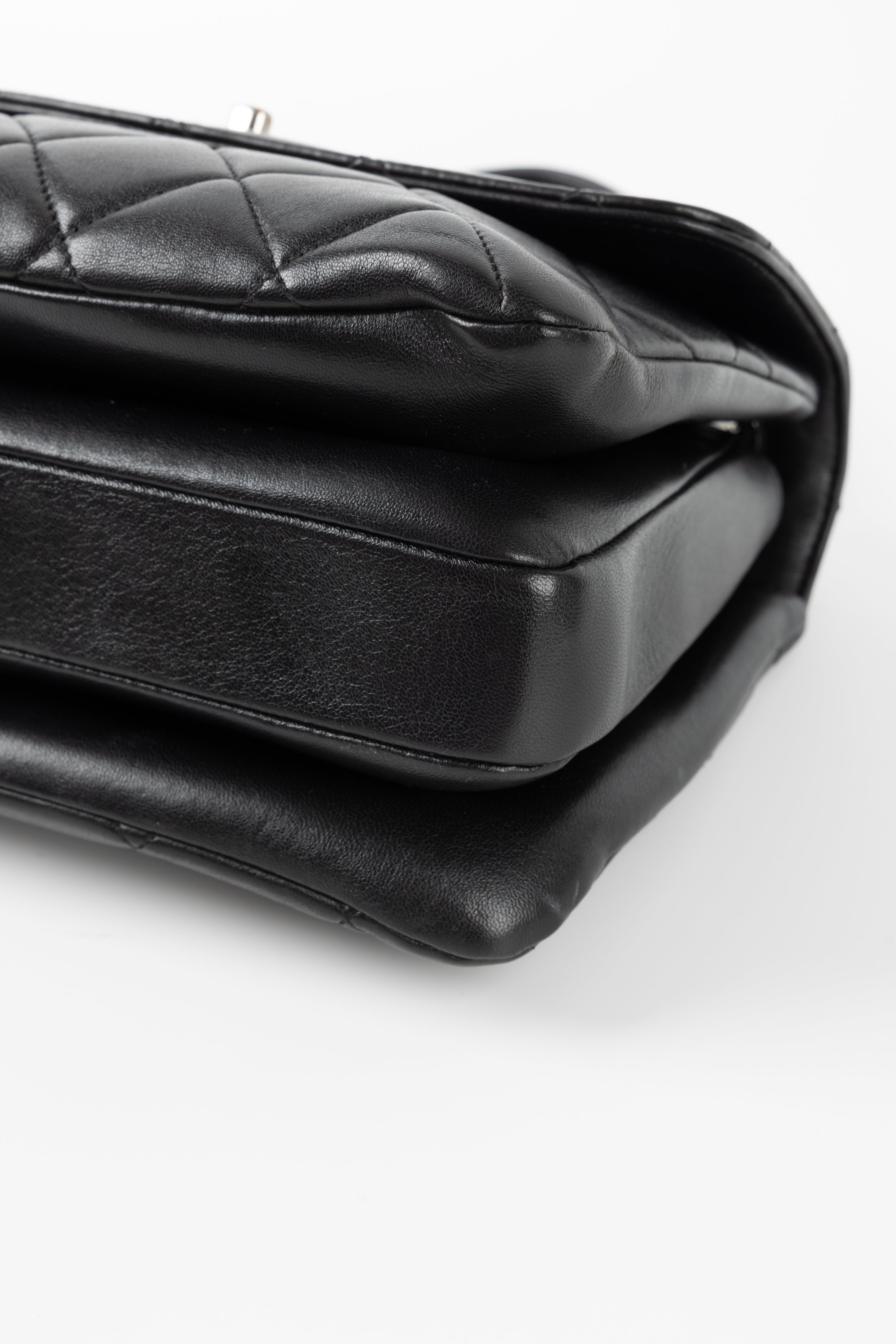 CHANEL TRENDY NERA