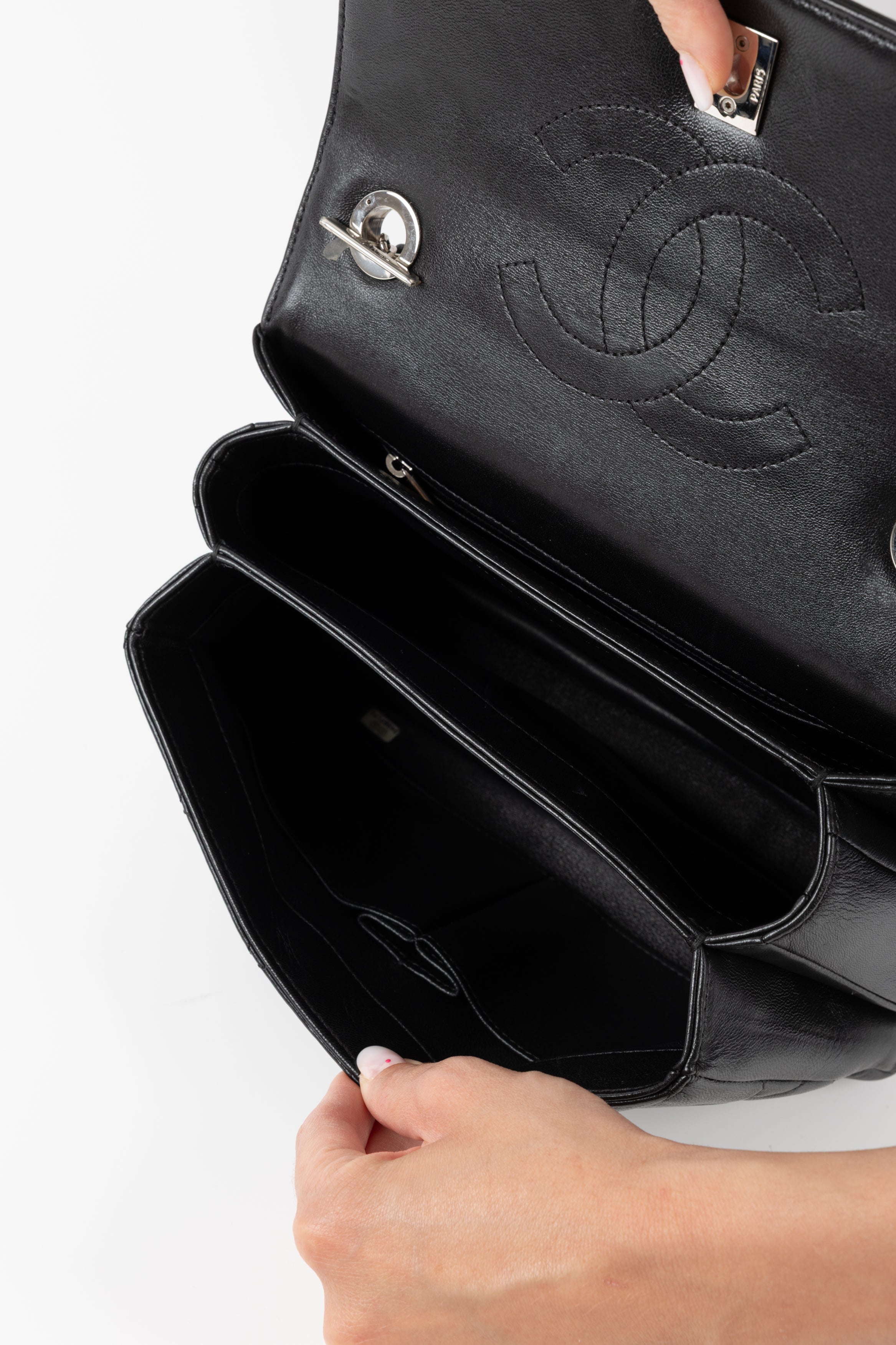 CHANEL TRENDY NERA