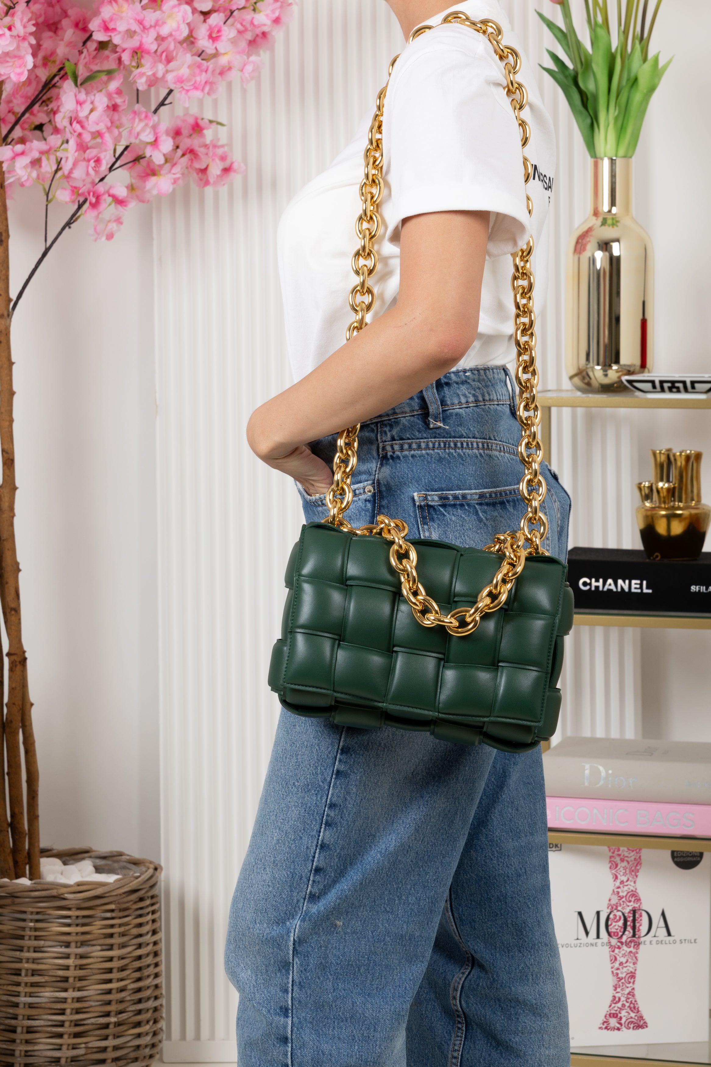 BOTTEGA VENETA PADDED CHAIN TOFFE
