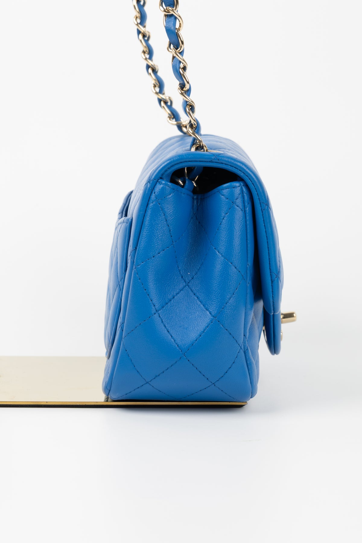CHANEL MINI SQUARE BLU