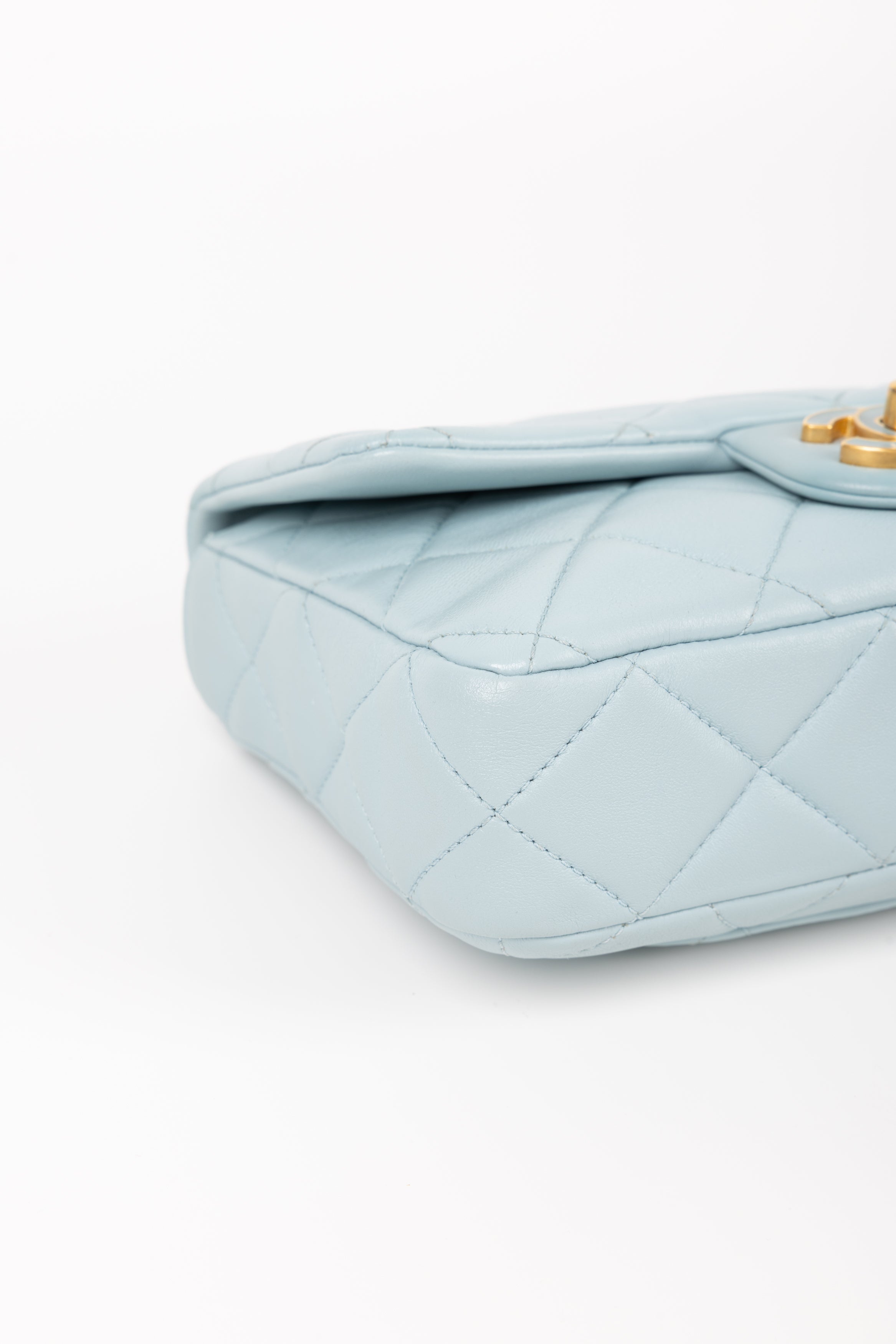 CHANEL TIMELESS AZZURRA MINI