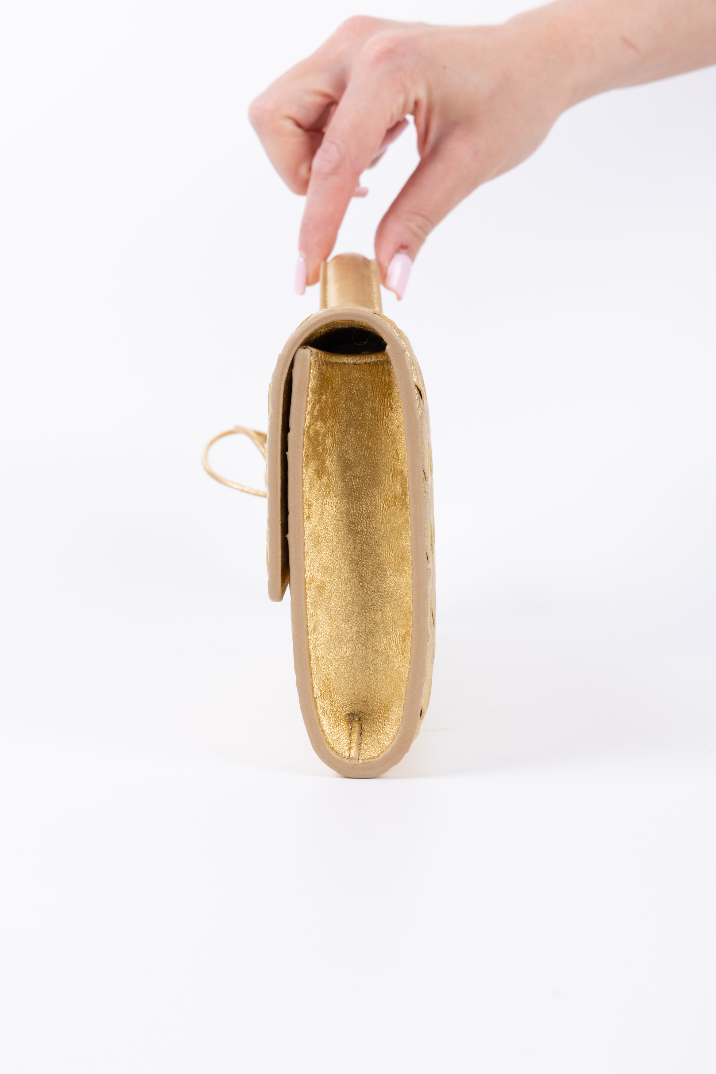 BOTTEGA VENETA ANDIAMO CLUTCH ORO OPACA