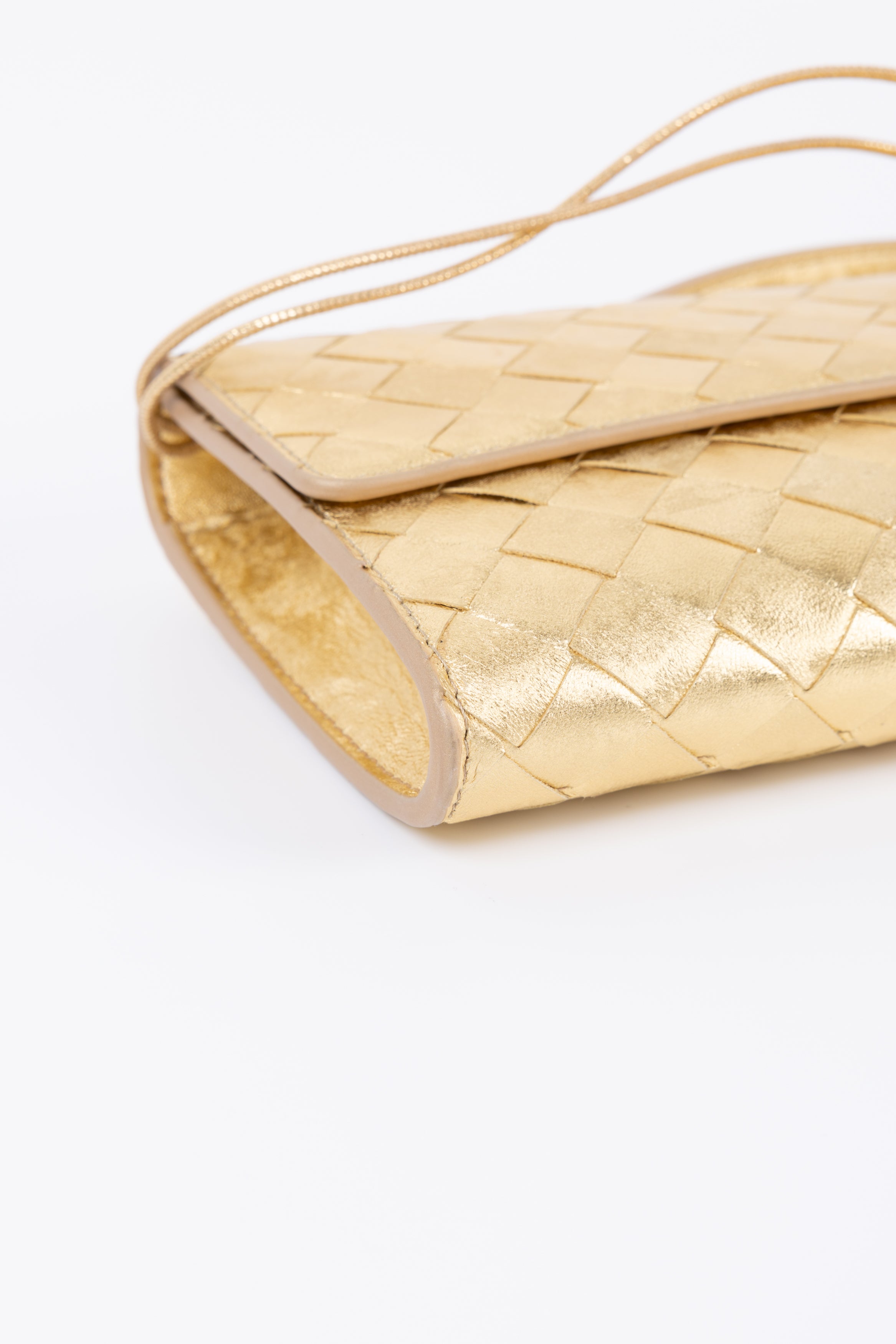 BOTTEGA VENETA ANDIAMO CLUTCH ORO OPACA