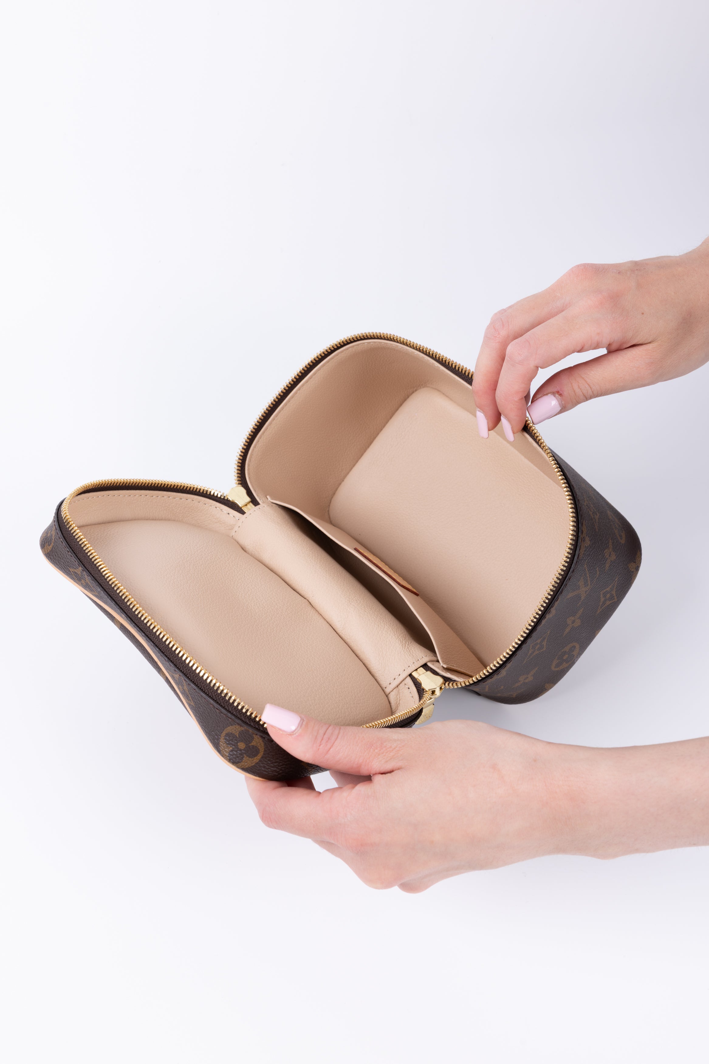 LOUIS VUITTON VANITY MINI