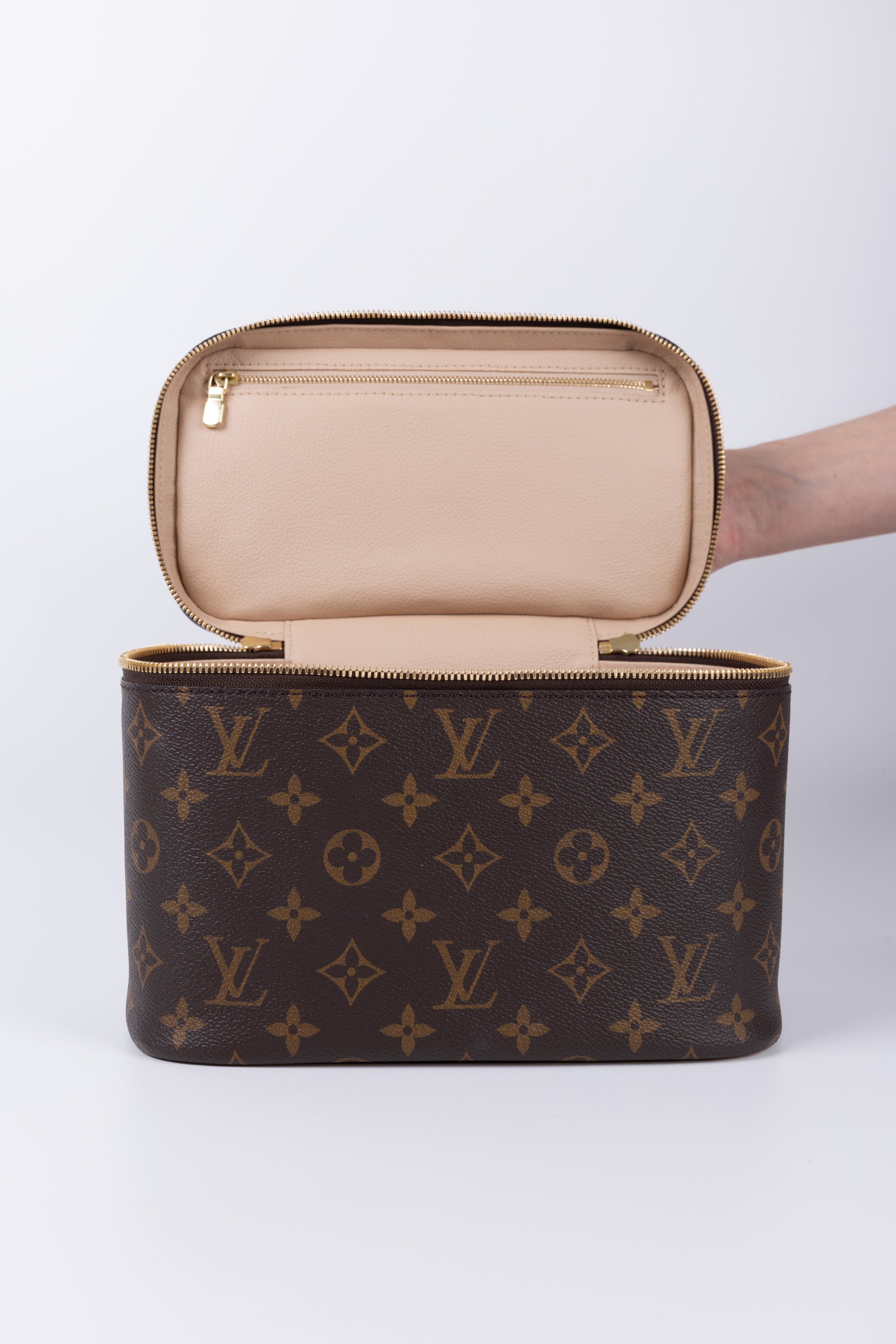 LOUIS VUITTON VANITY NICE BB