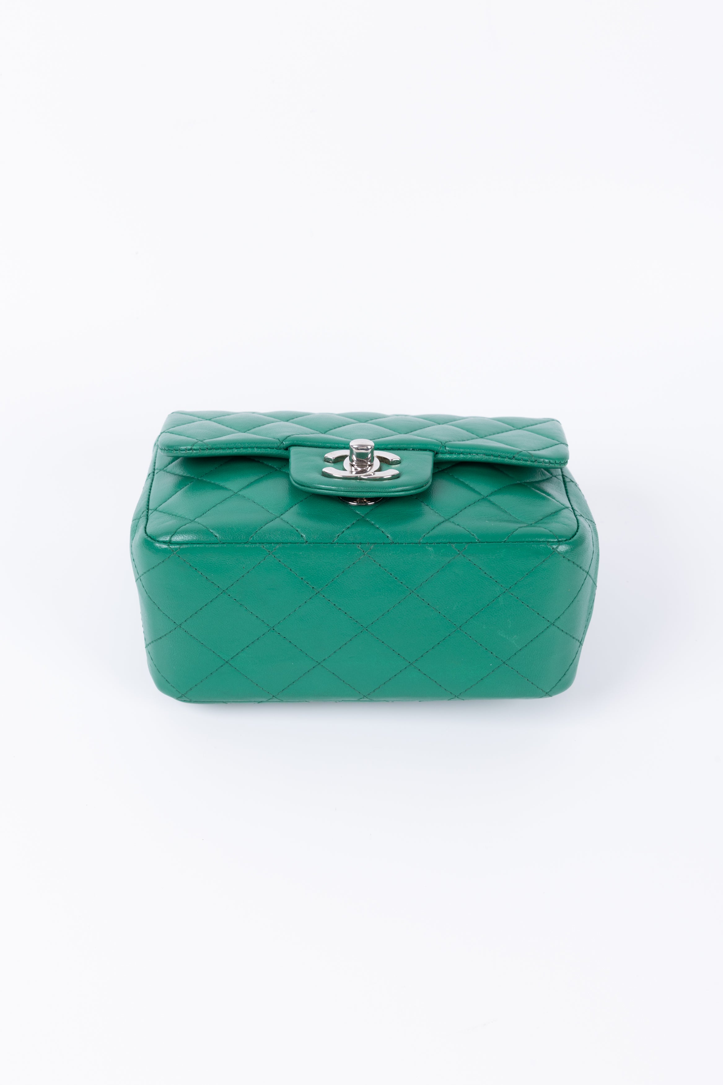 CHANEL MINI SQUARE VERDE