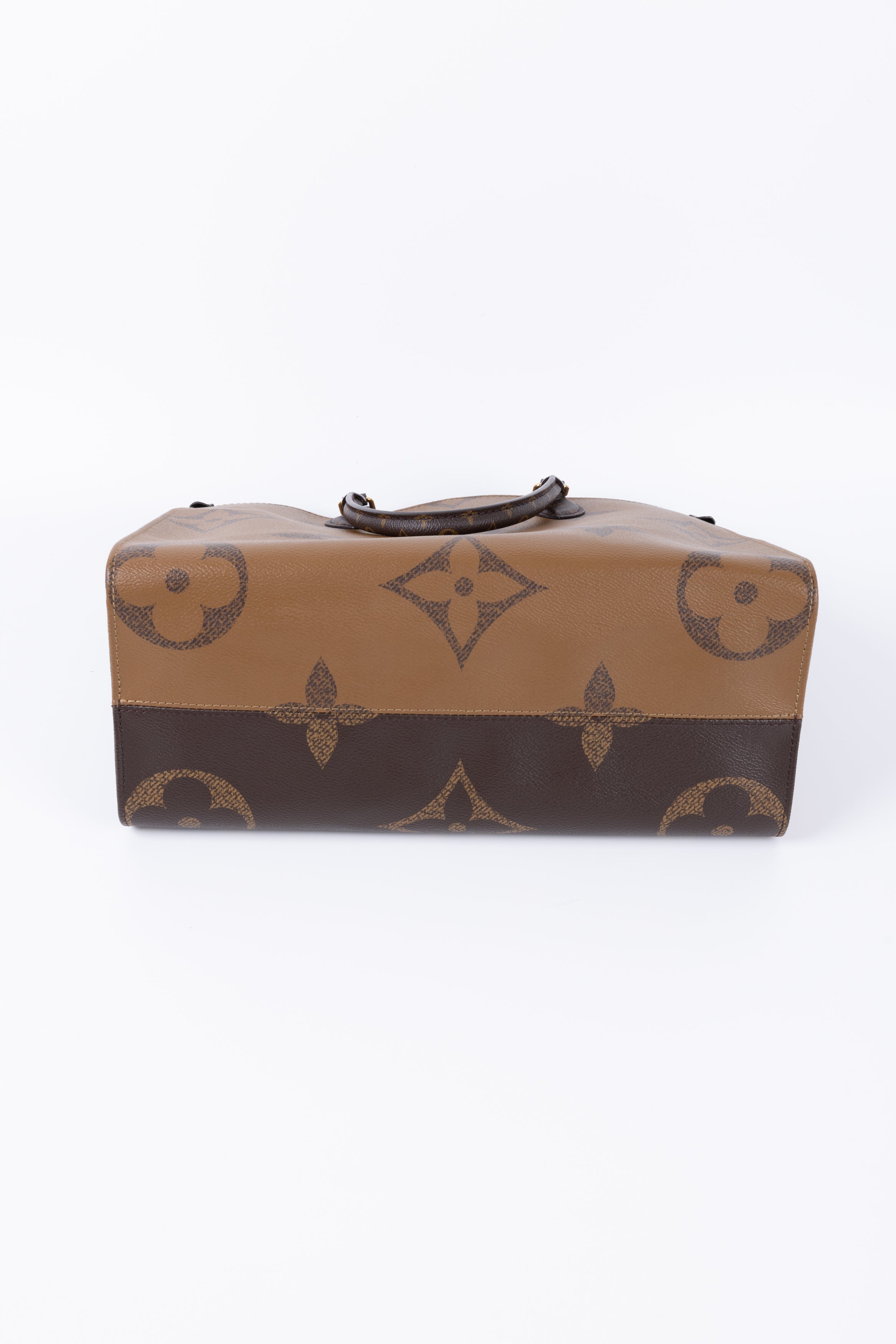 LOUIS VUITTON ON THE GO MM