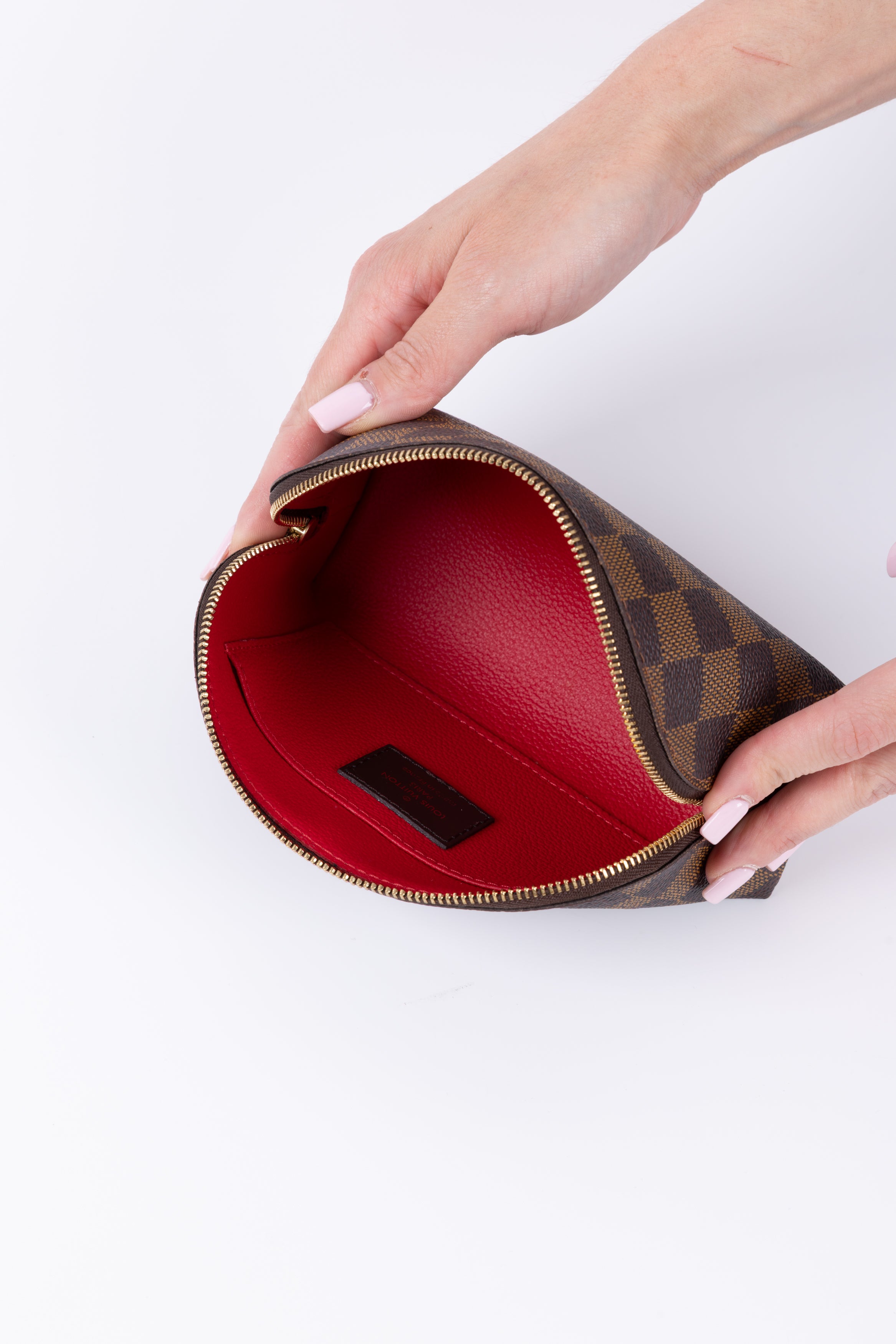 LOUIS VUITTON POCHETTE COSMETIC DAMIER