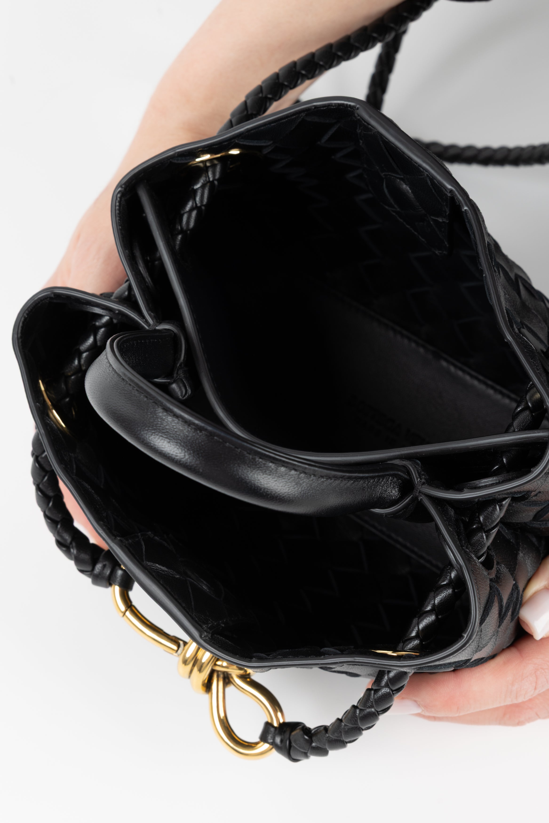BOTTEGA VENETA ANDIAMO MINI NERA