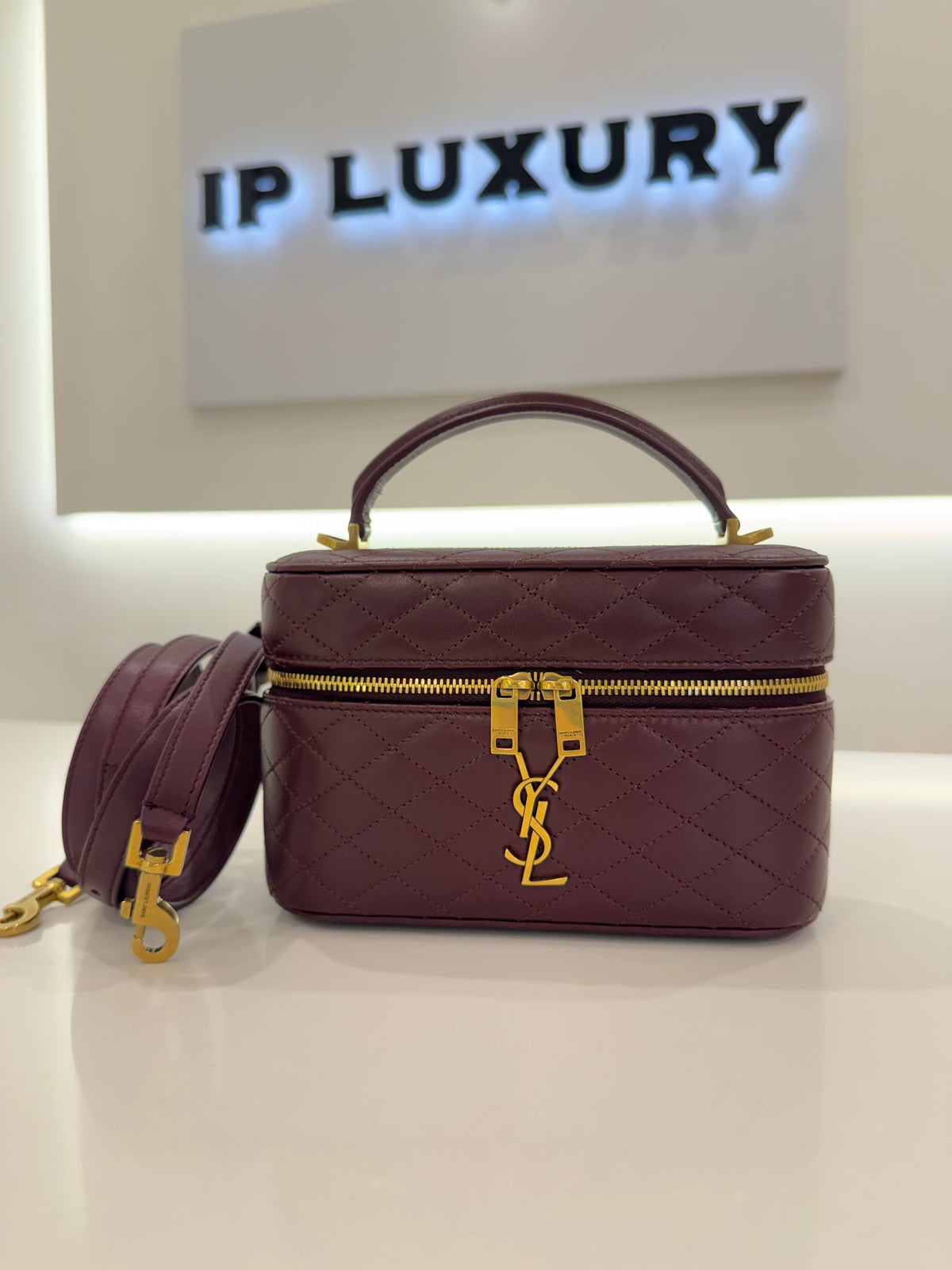 SAINT LAURENT VANITY GABY BORDEAUX MEDIO