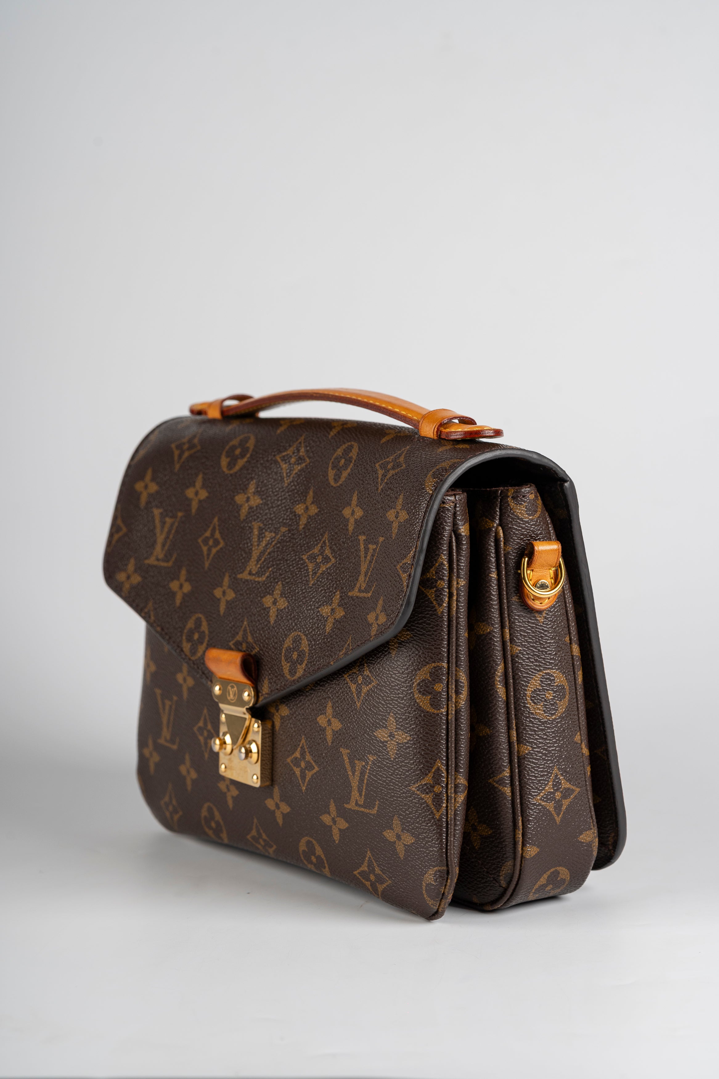 Louis Vuitton Metis Monogram