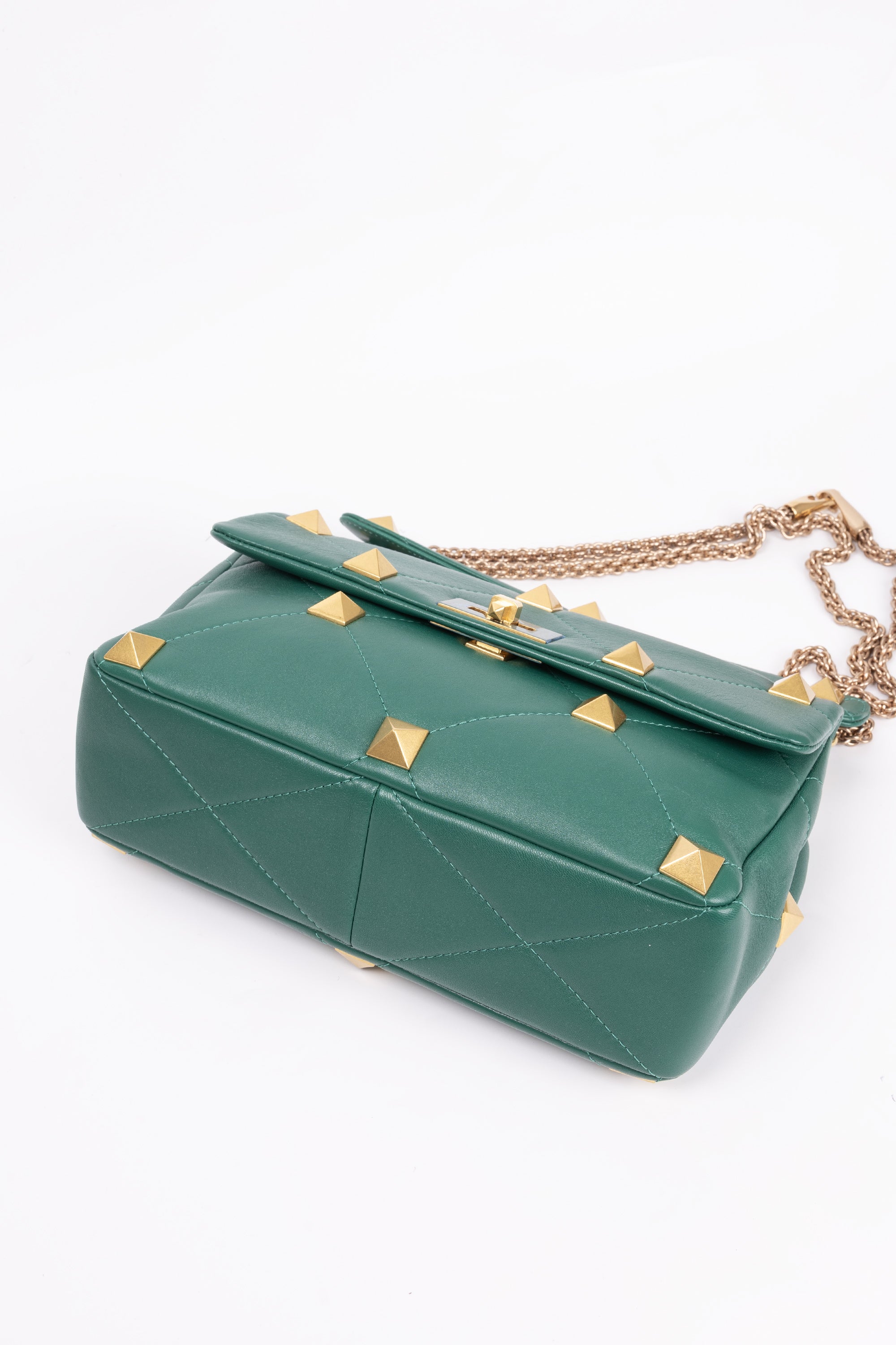 Valentino Roman Stud Verde Media