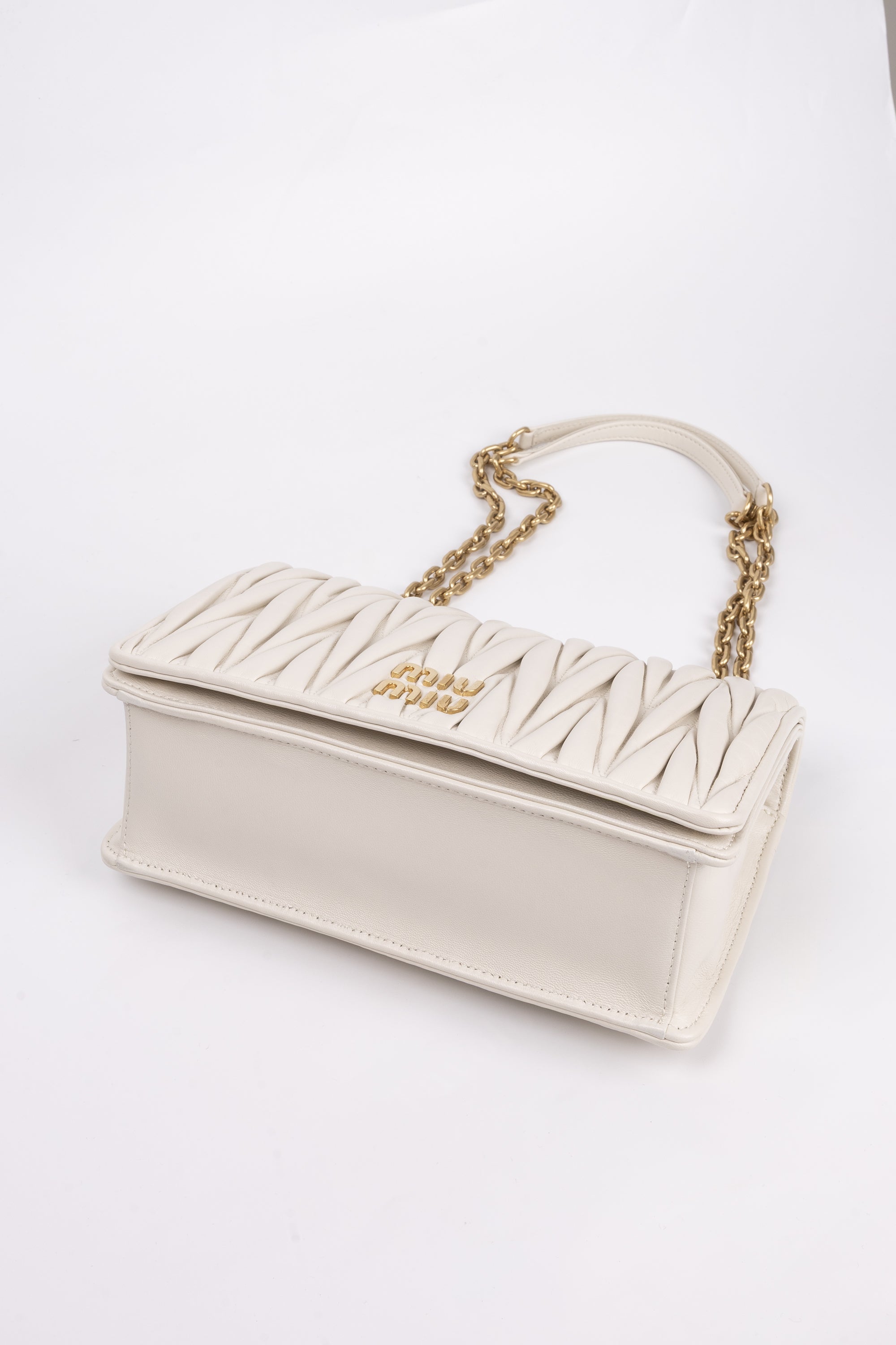 Miu Miu Chain Bag Bianca