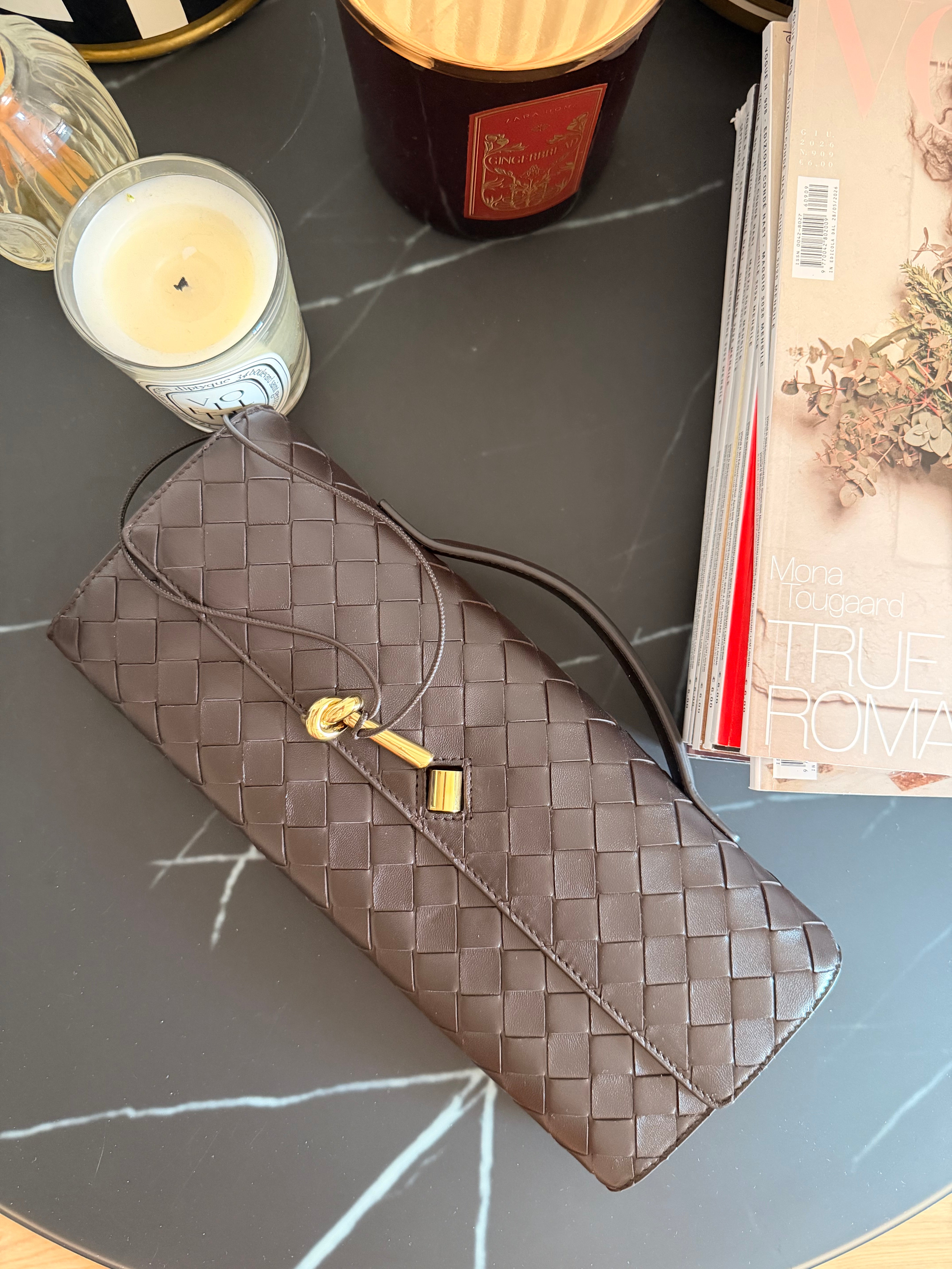 BOTTEGA VENETA ANDIAMO CLUTCH FONDANT