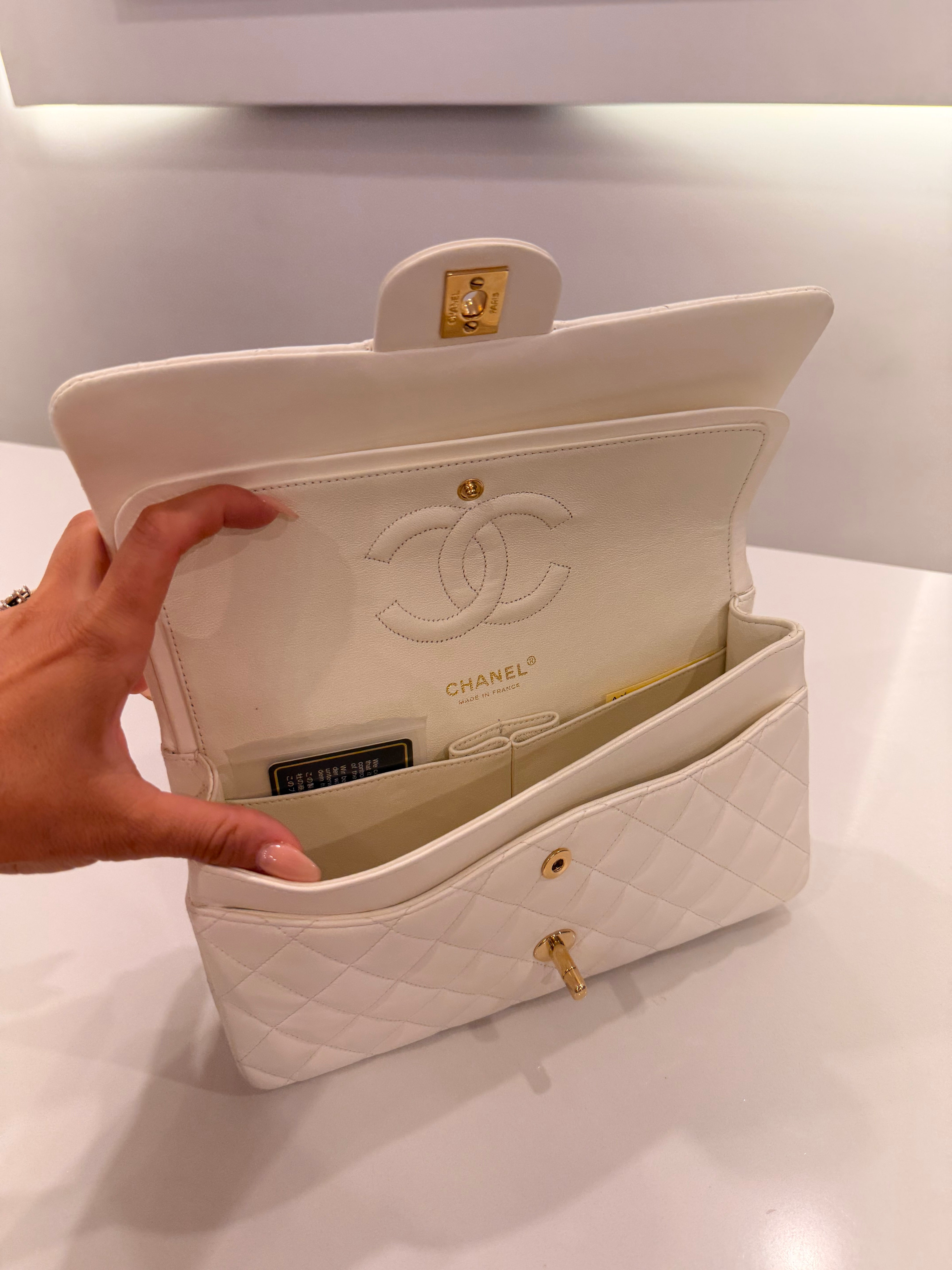 CHANEL 11.12 BIANCA