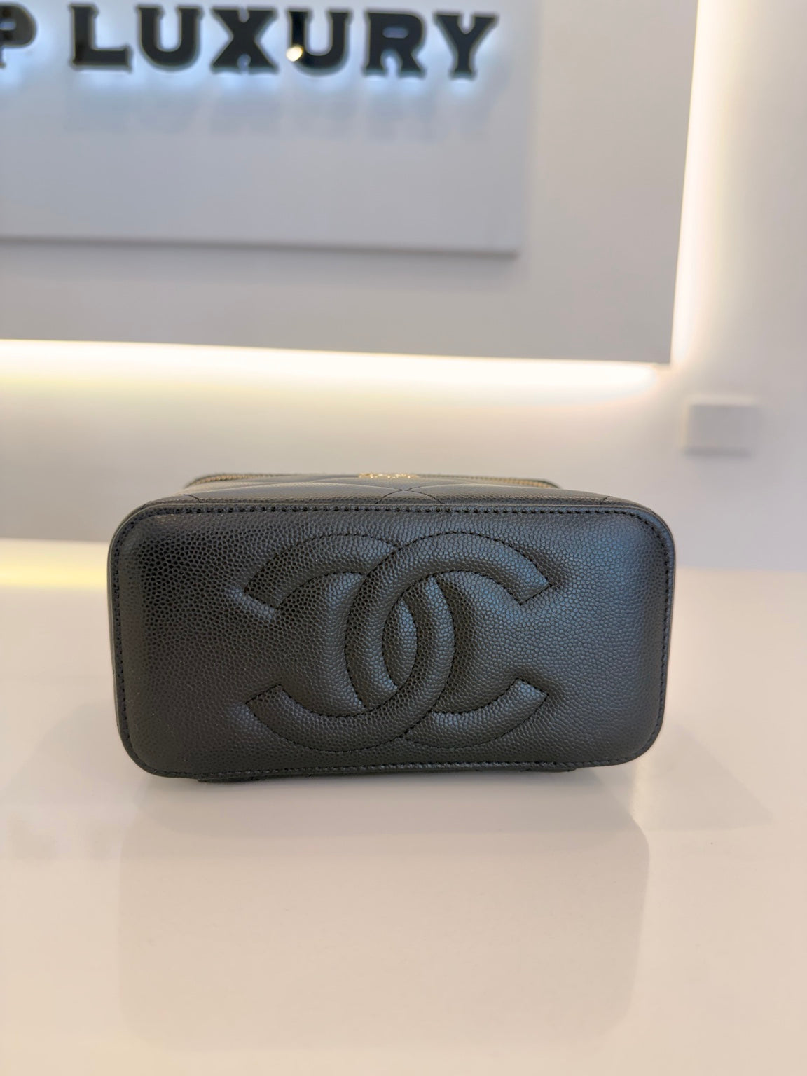 CHANEL TOP HANDLE VANITY CAVIAR NERO