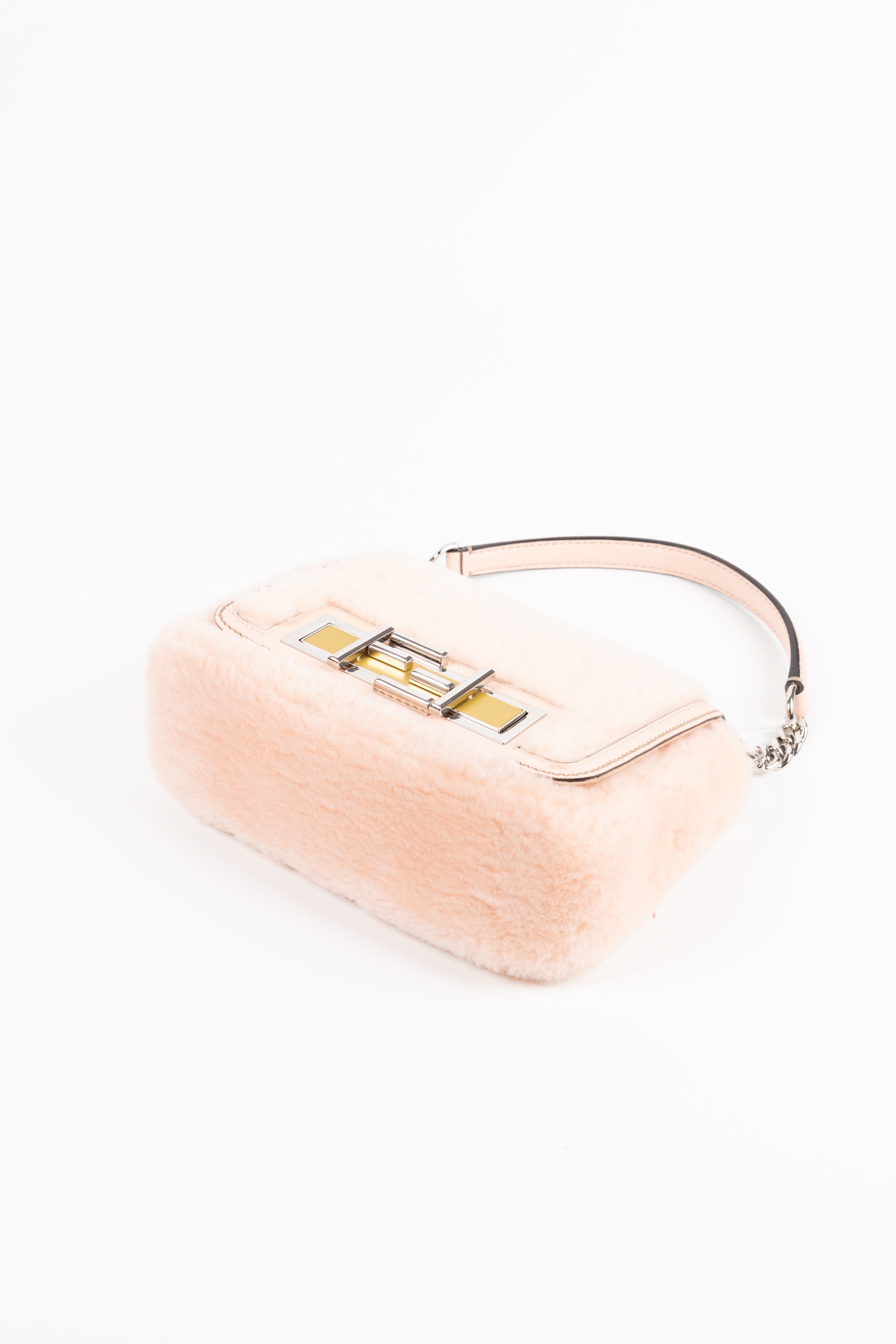 Fendi Baguette Montone Rosa