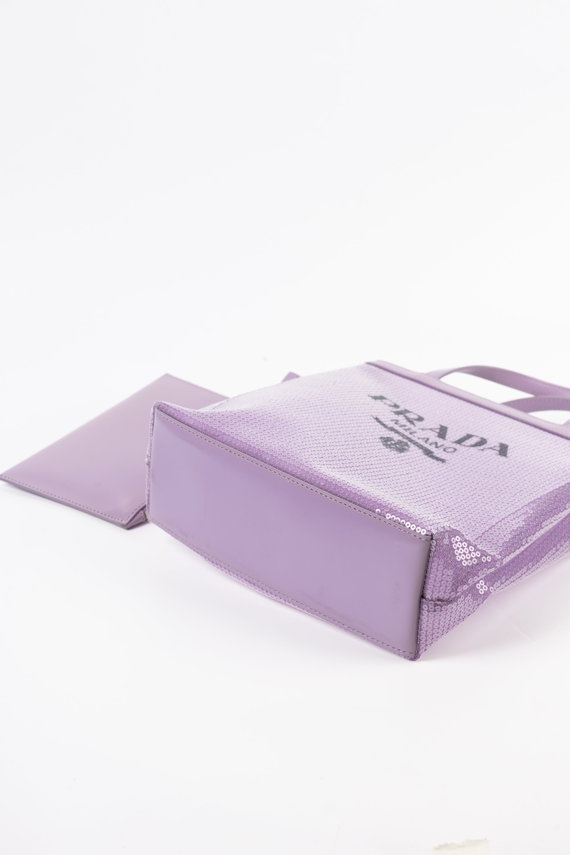 Prada Mini Shopper in Rete Viola con Paillettes