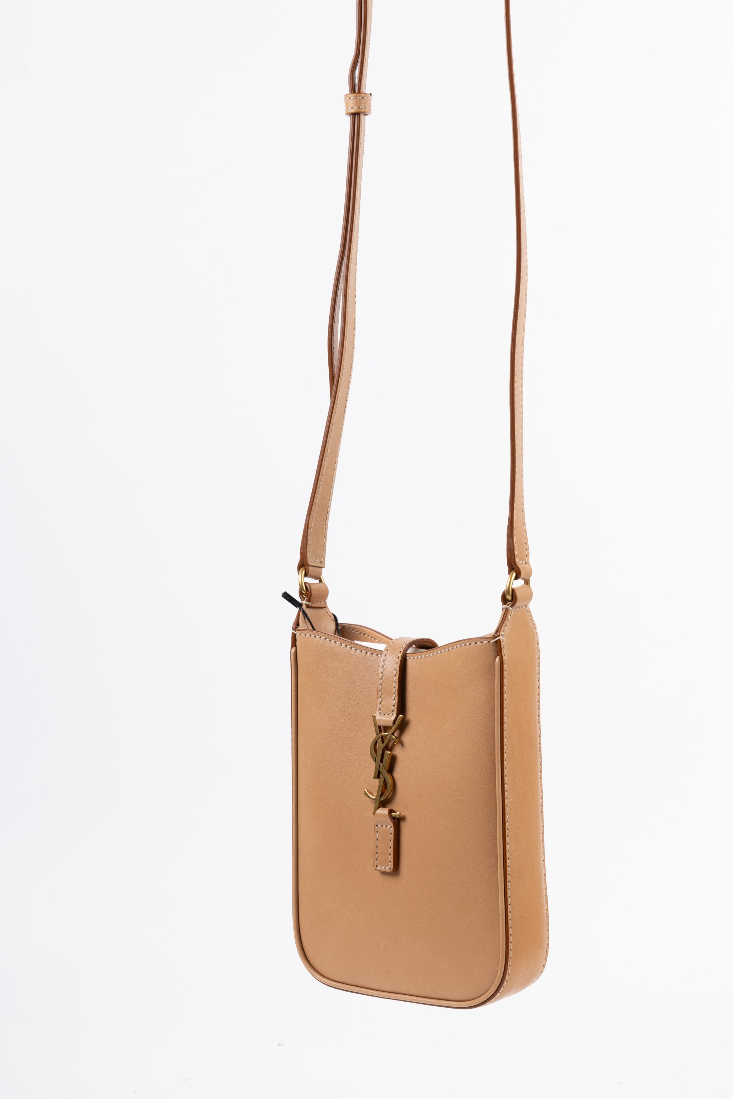 Saint Laurent Mini Le 5 à 7 Bucket Dark Beige