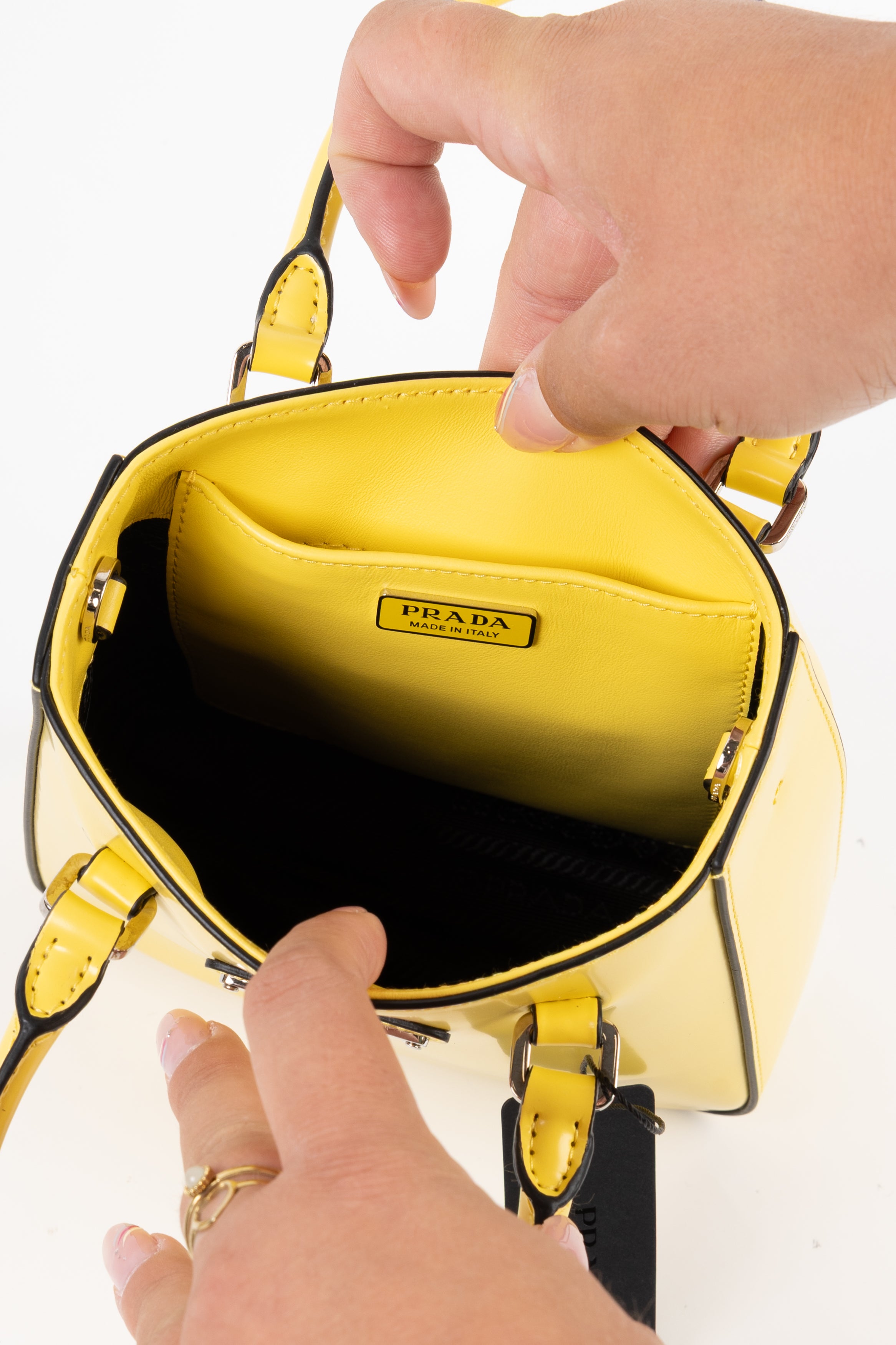 Prada Shopping Small Gialla