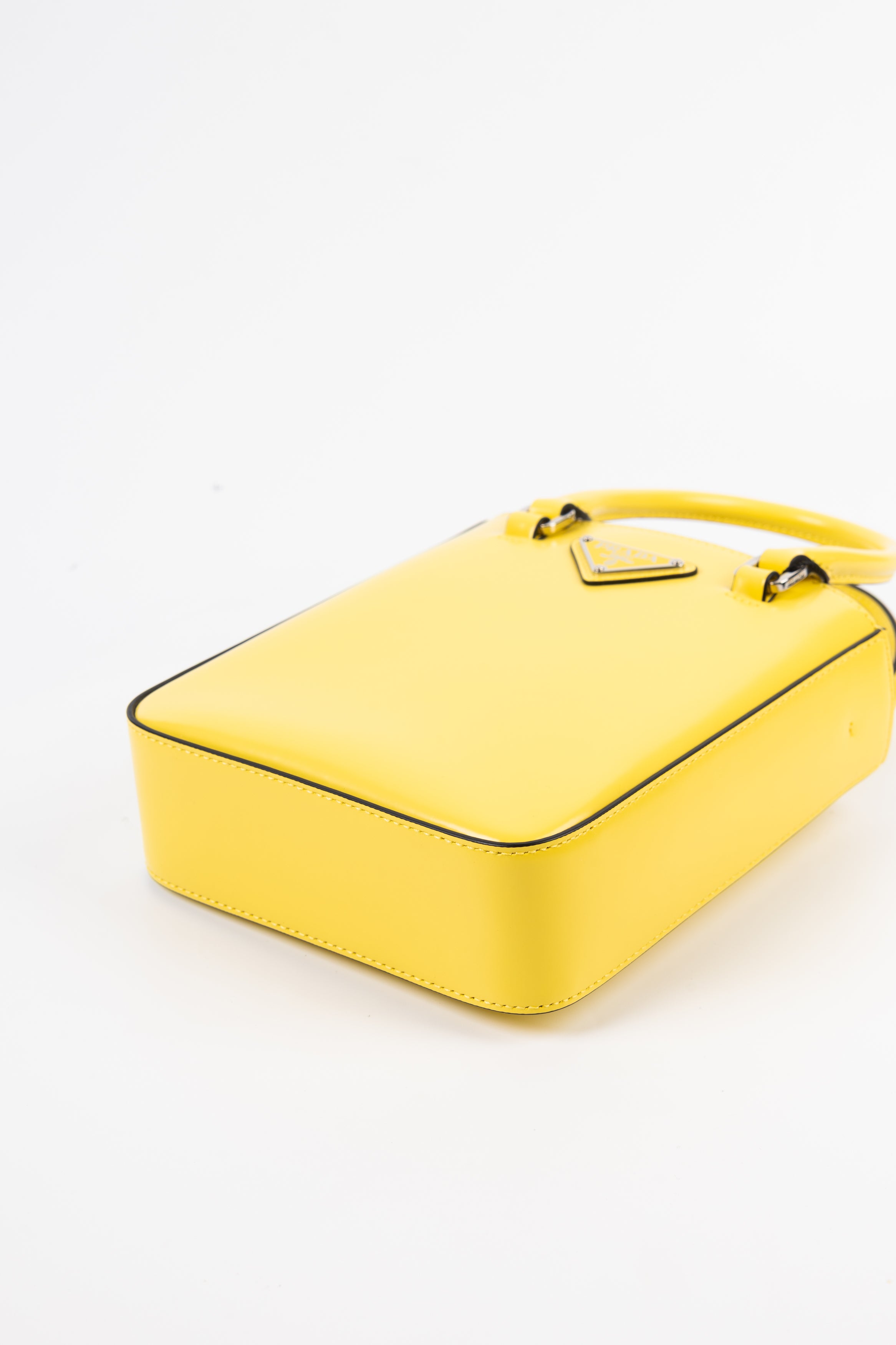 Prada Shopping Small Gialla