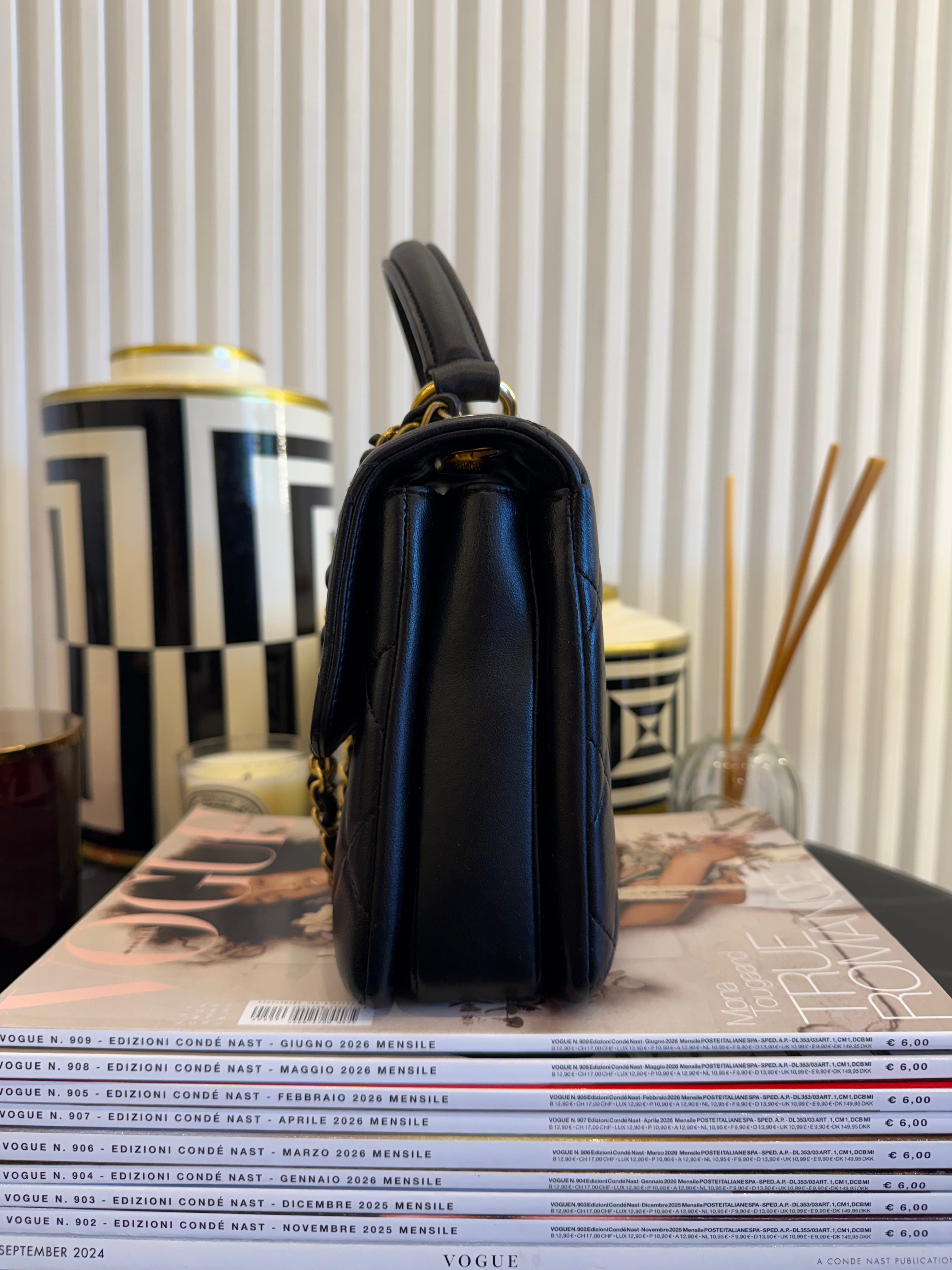CHANEL TRENDY NERA