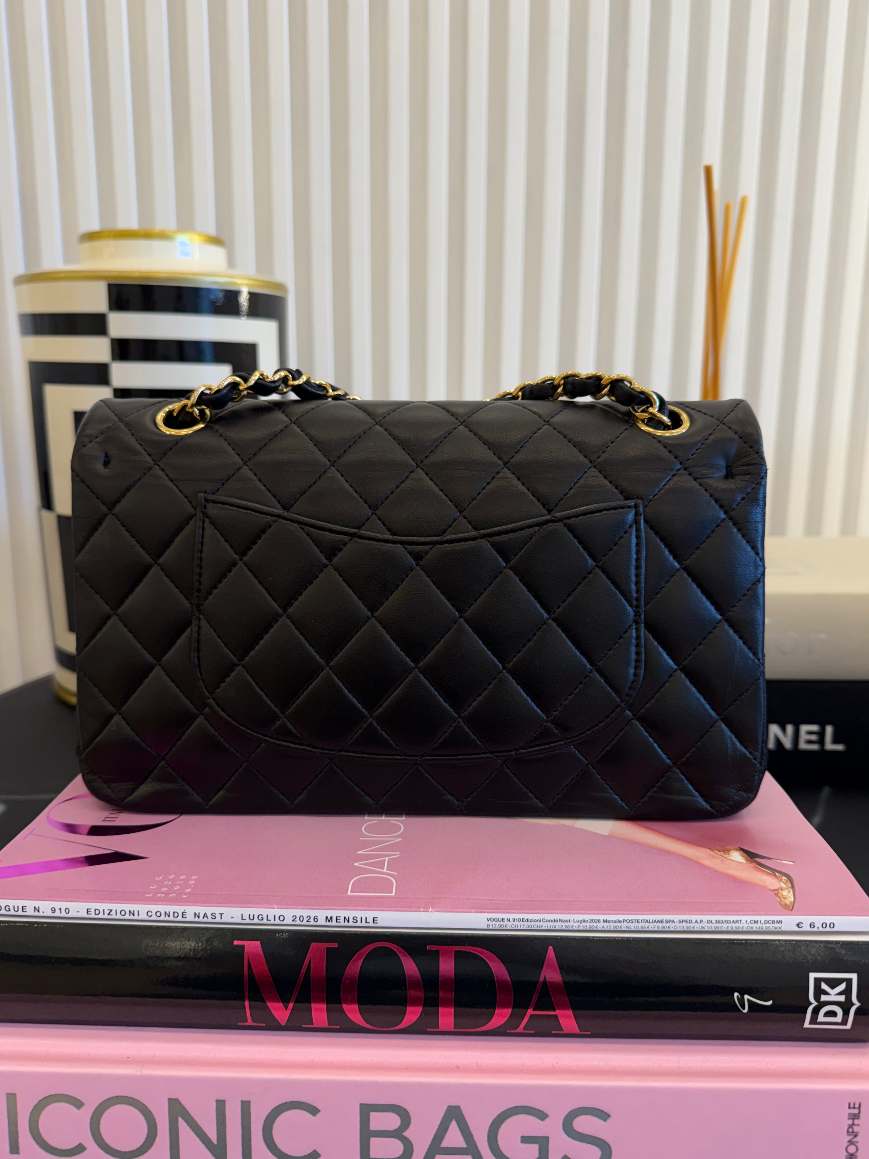 CHANEL 11.12 NERA/ORO