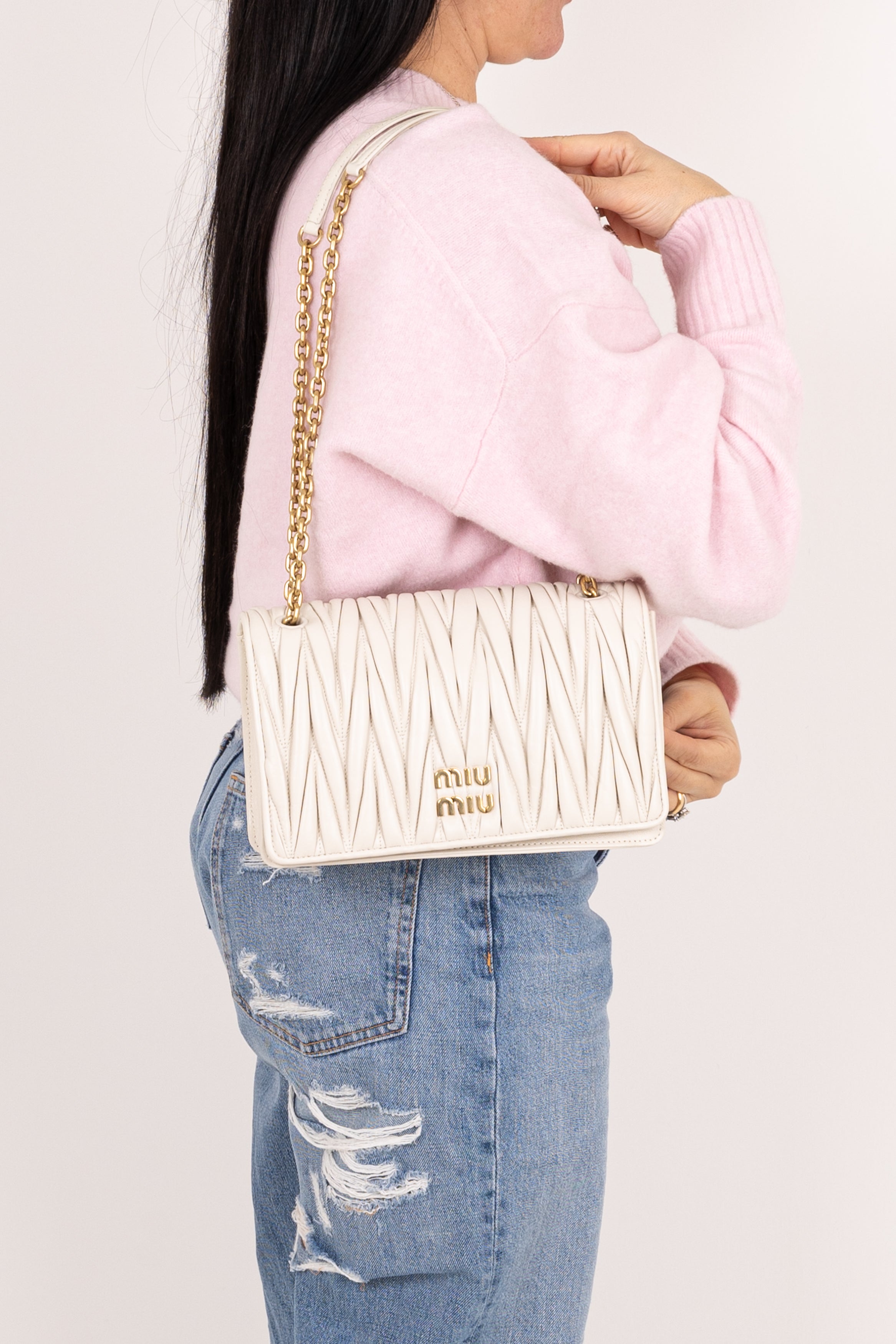 Miu Miu Chain Bag Bianca