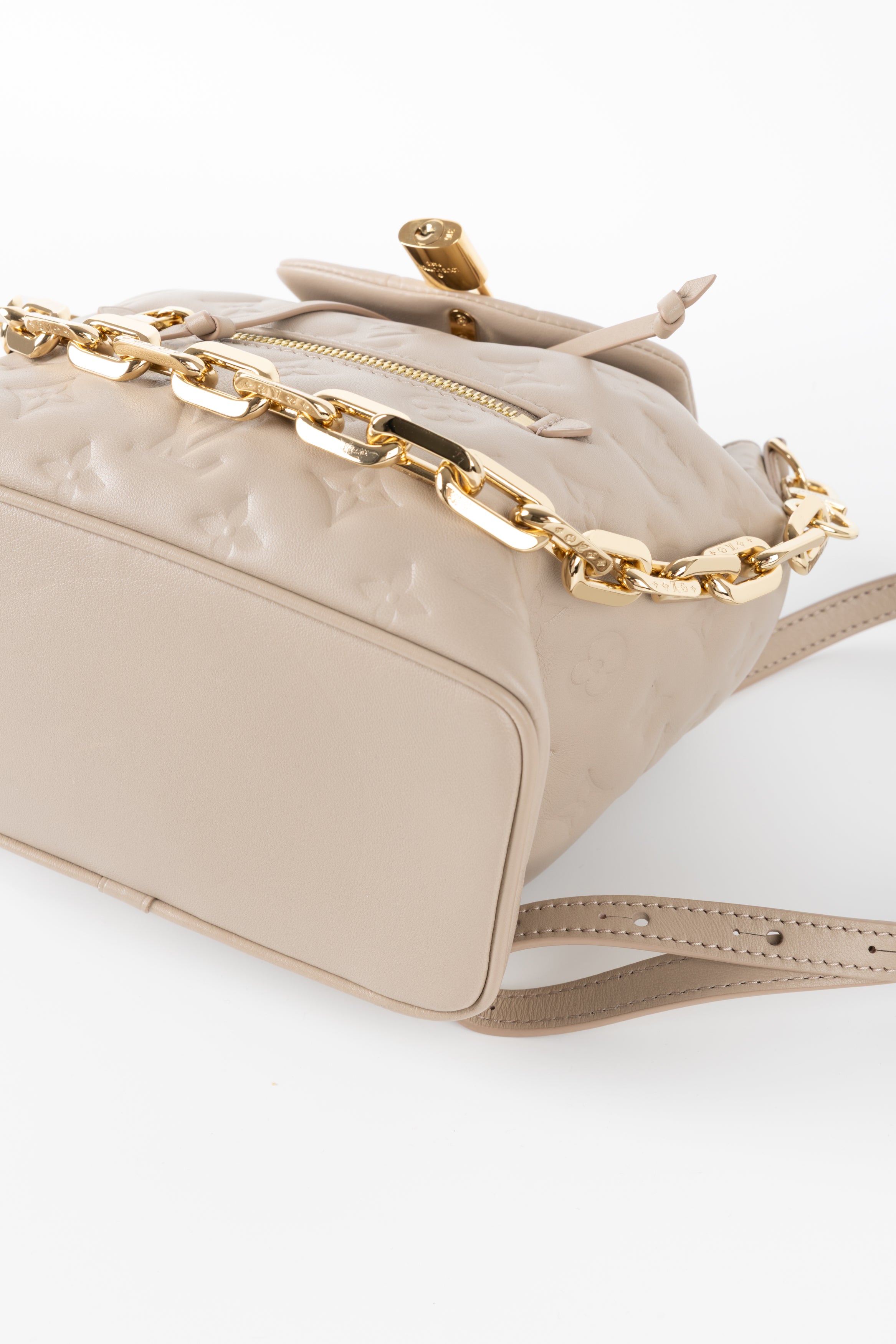 LOUIS VUITTON ZAINO COUSSIN BEIGE