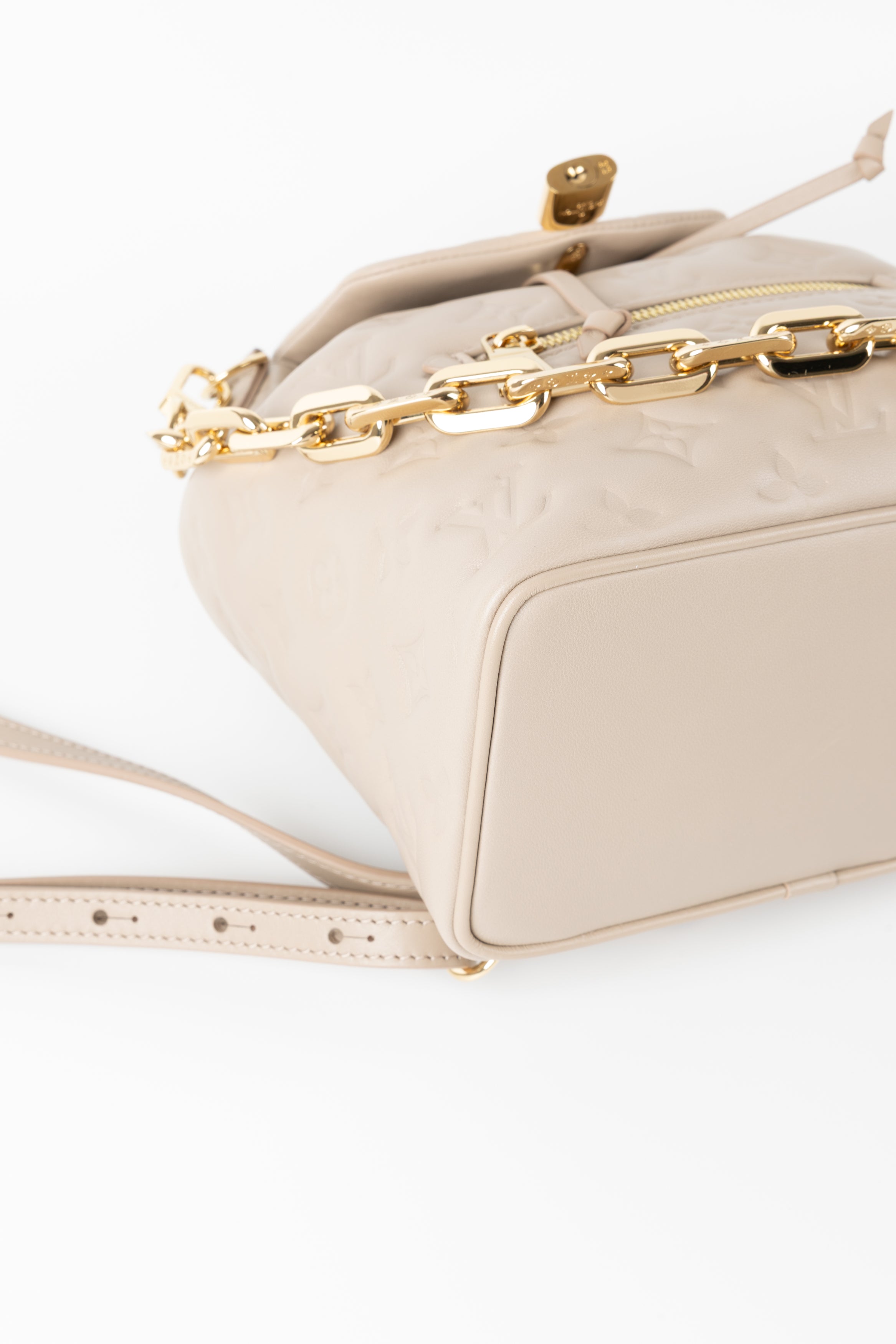 LOUIS VUITTON ZAINO COUSSIN BEIGE