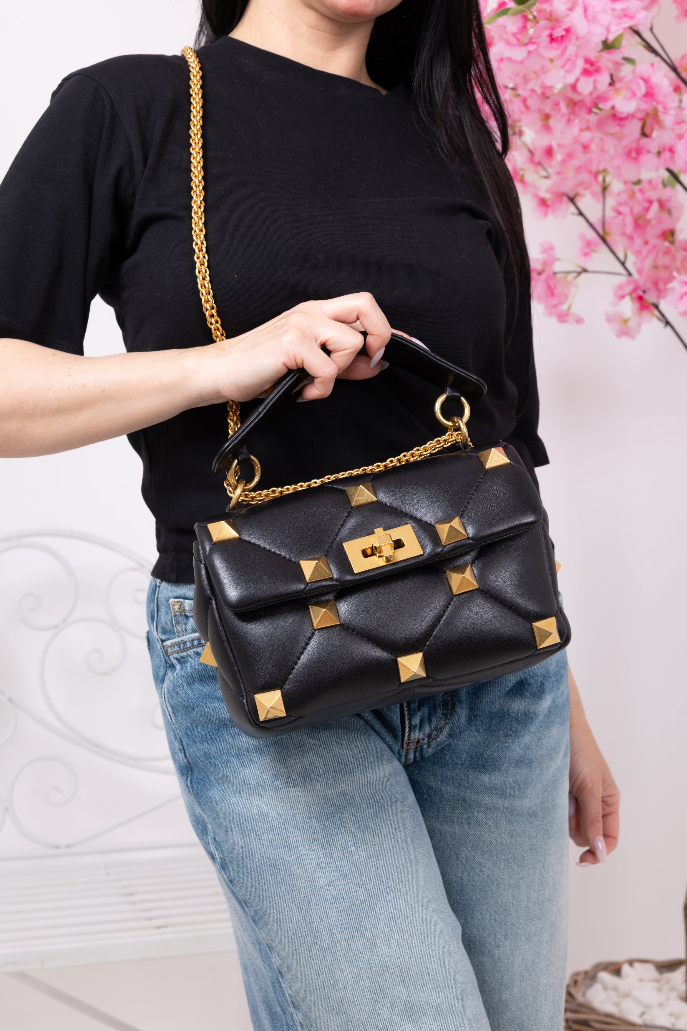 VALENTINO ROMAN STUD