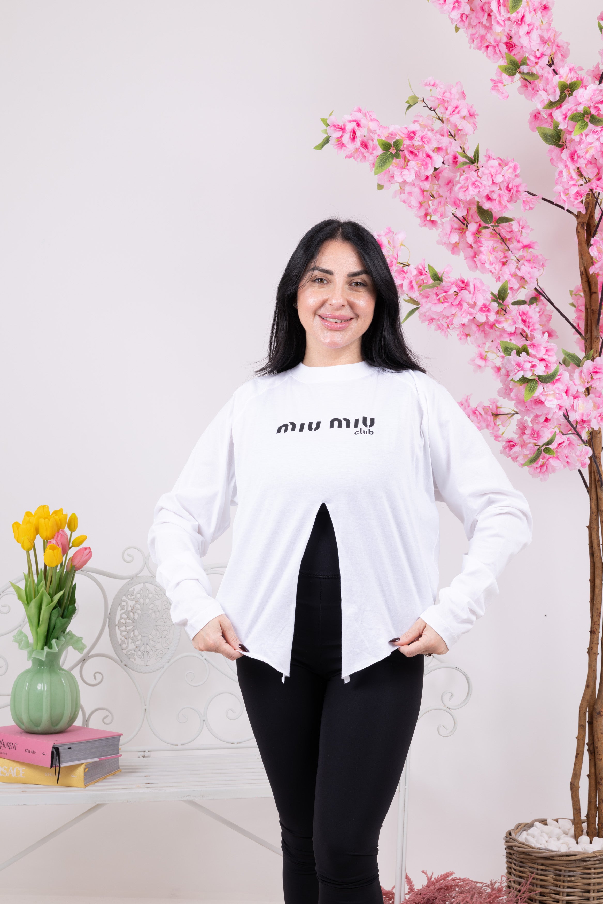 MIU MIU MAGLIETTA A MANICHE LUNGHE BIANCA
