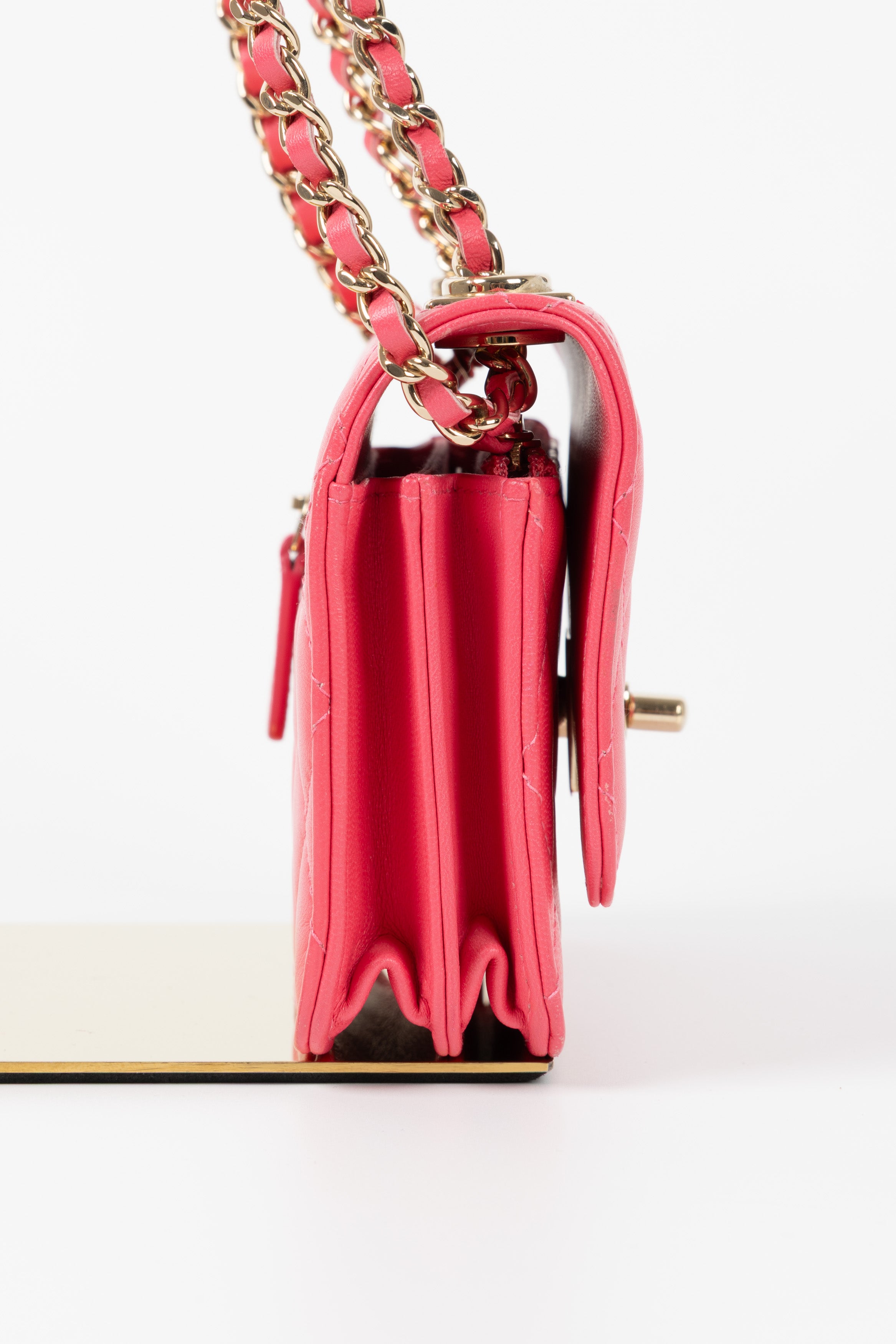 CHANEL MINI WOC FUCSIA