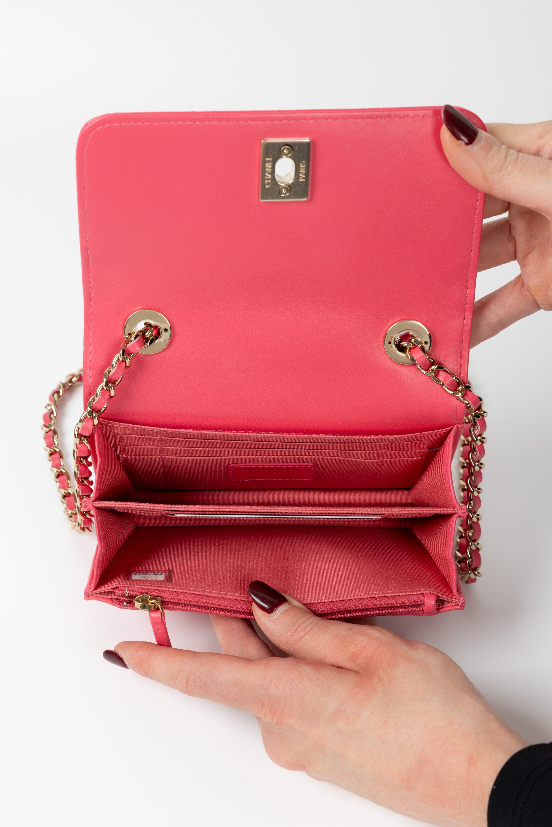 CHANEL MINI WOC FUCSIA