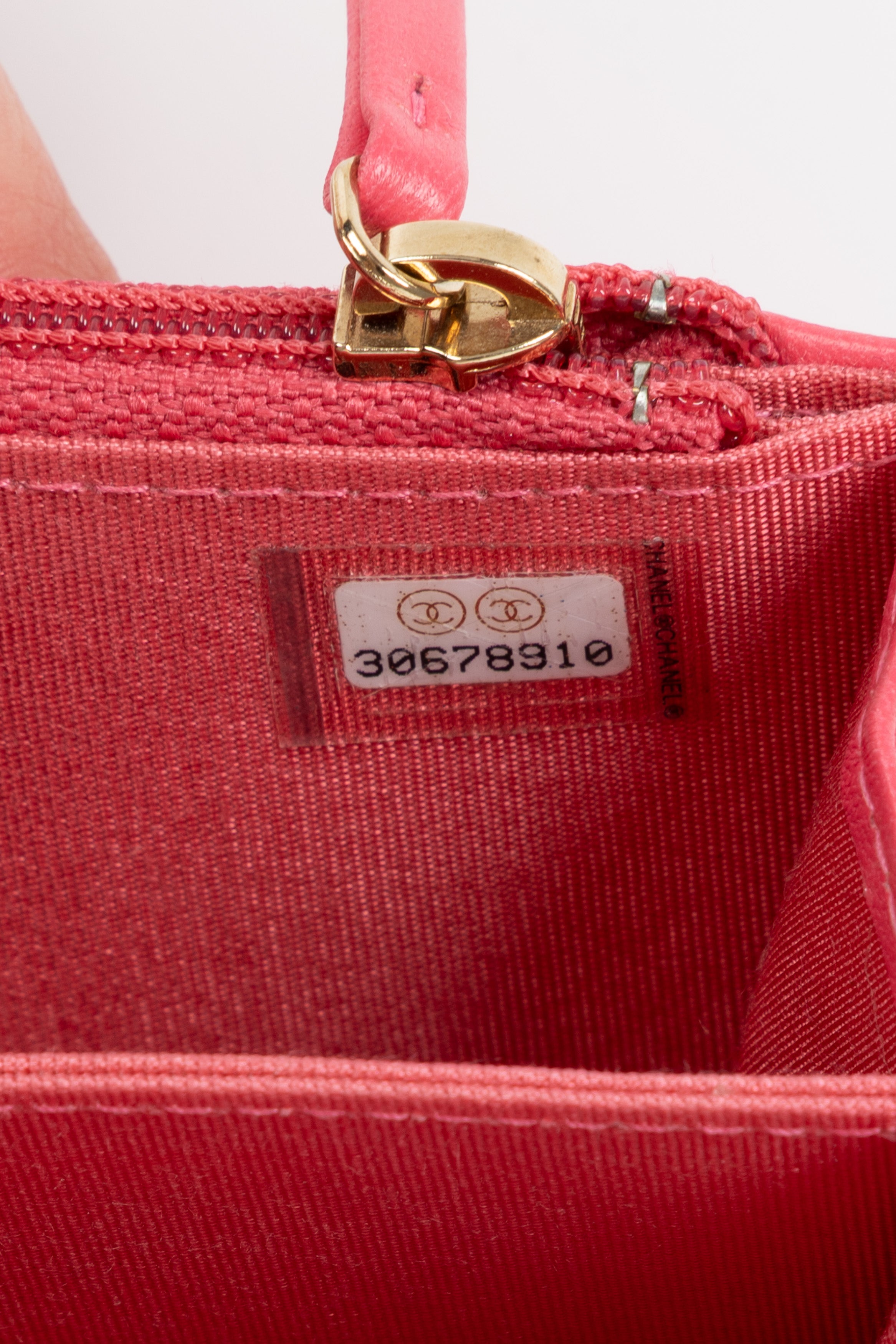 CHANEL MINI WOC FUCSIA