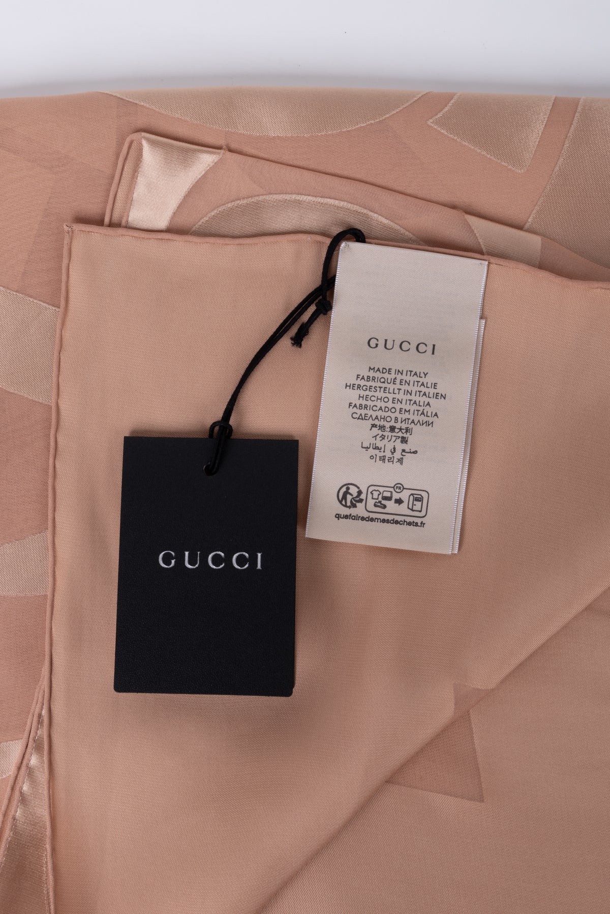 GUCCI MAXI ROSA IN SETA ART 27