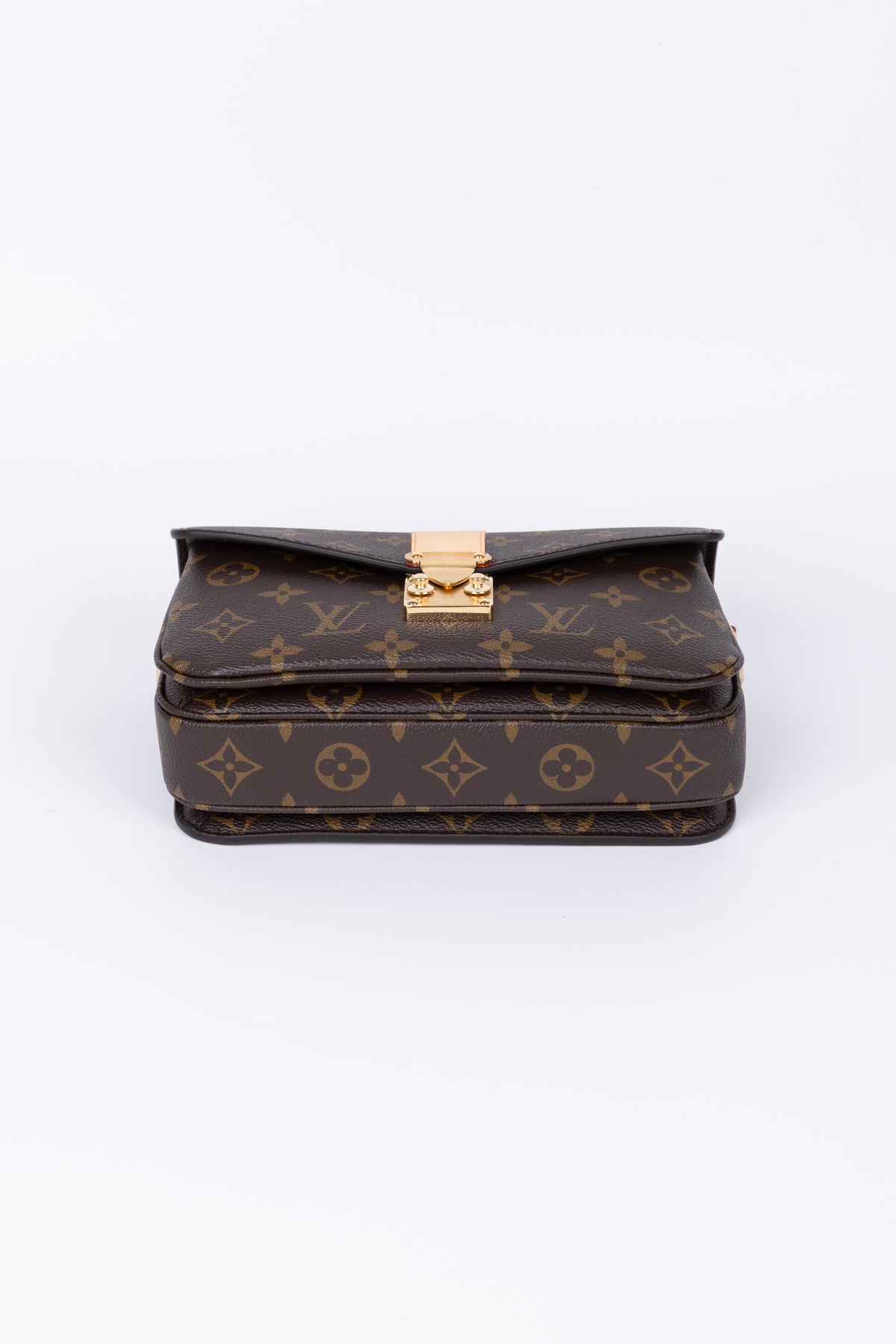 LOUIS VUITTON MÉTIS EAST-WEST