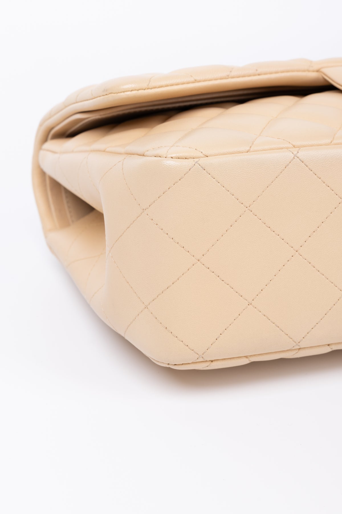 CHANEL JUMBO BEIGE