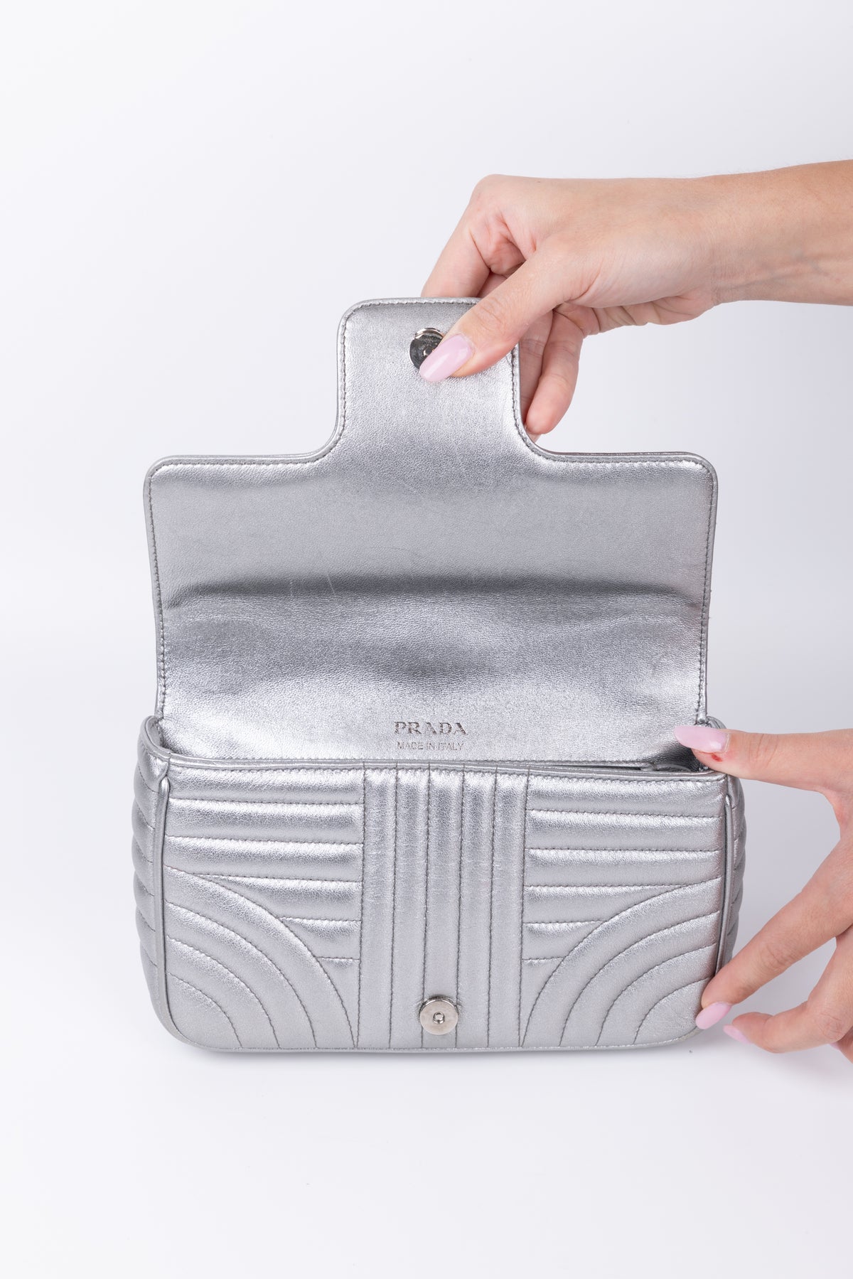 PRADA DIAGRAMME SILVER