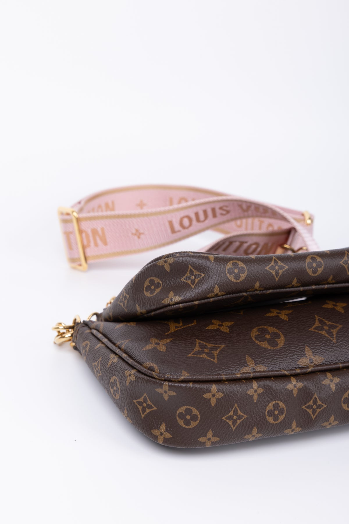 LOUIS VUITTON MULTI POCHETTE ROSA 20