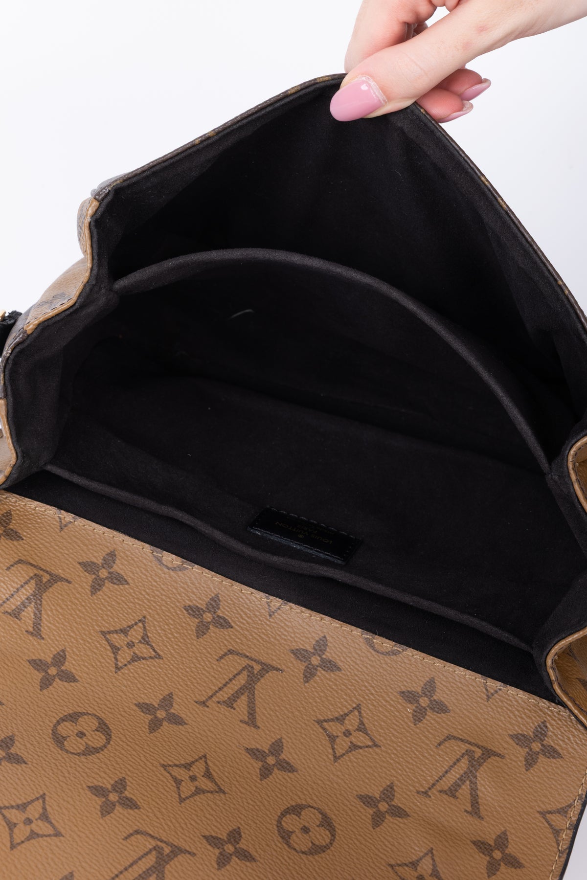 LOUIS VUITTON MÈTIS REVERSE 19